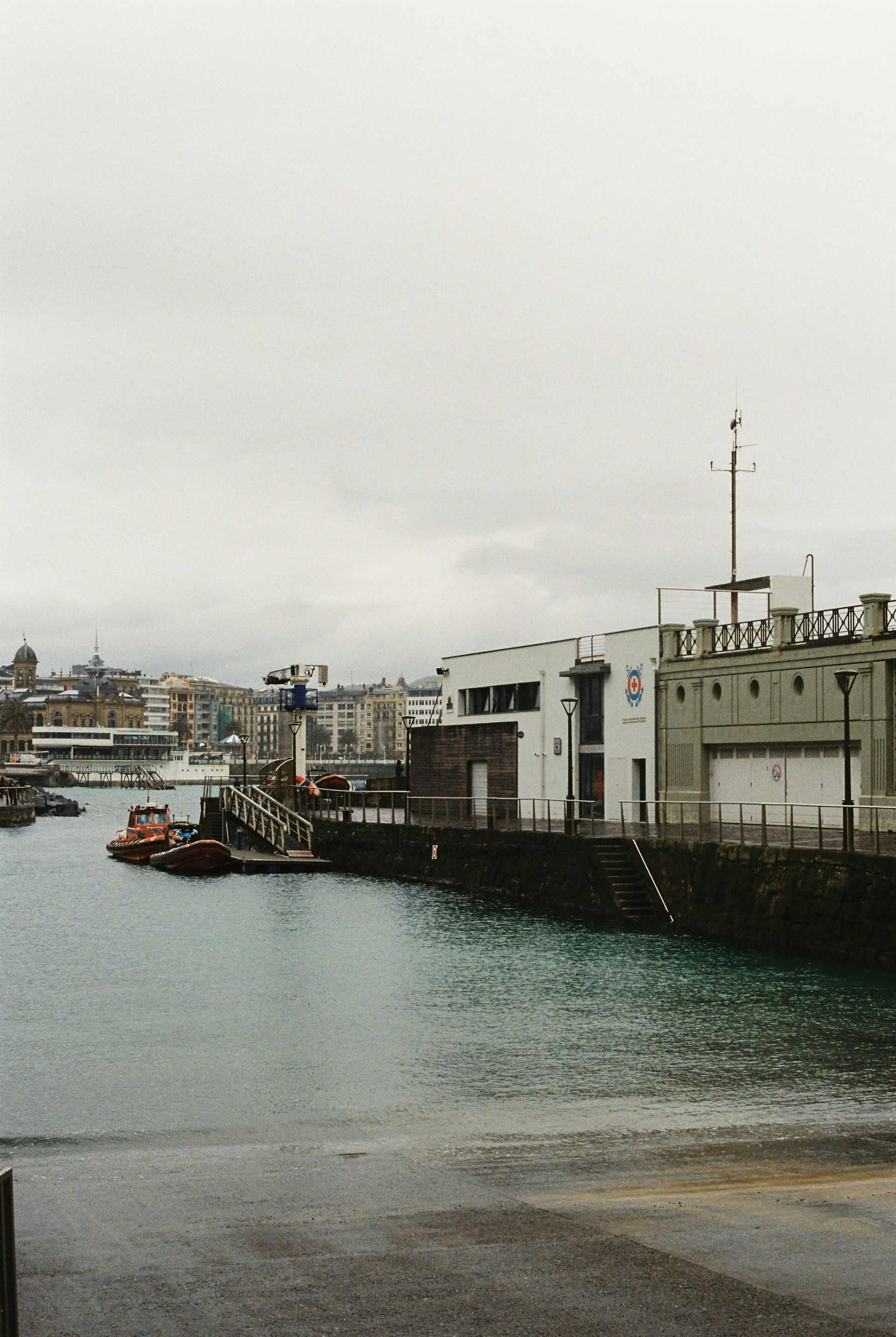 Port. 35mm Canon FT QL.