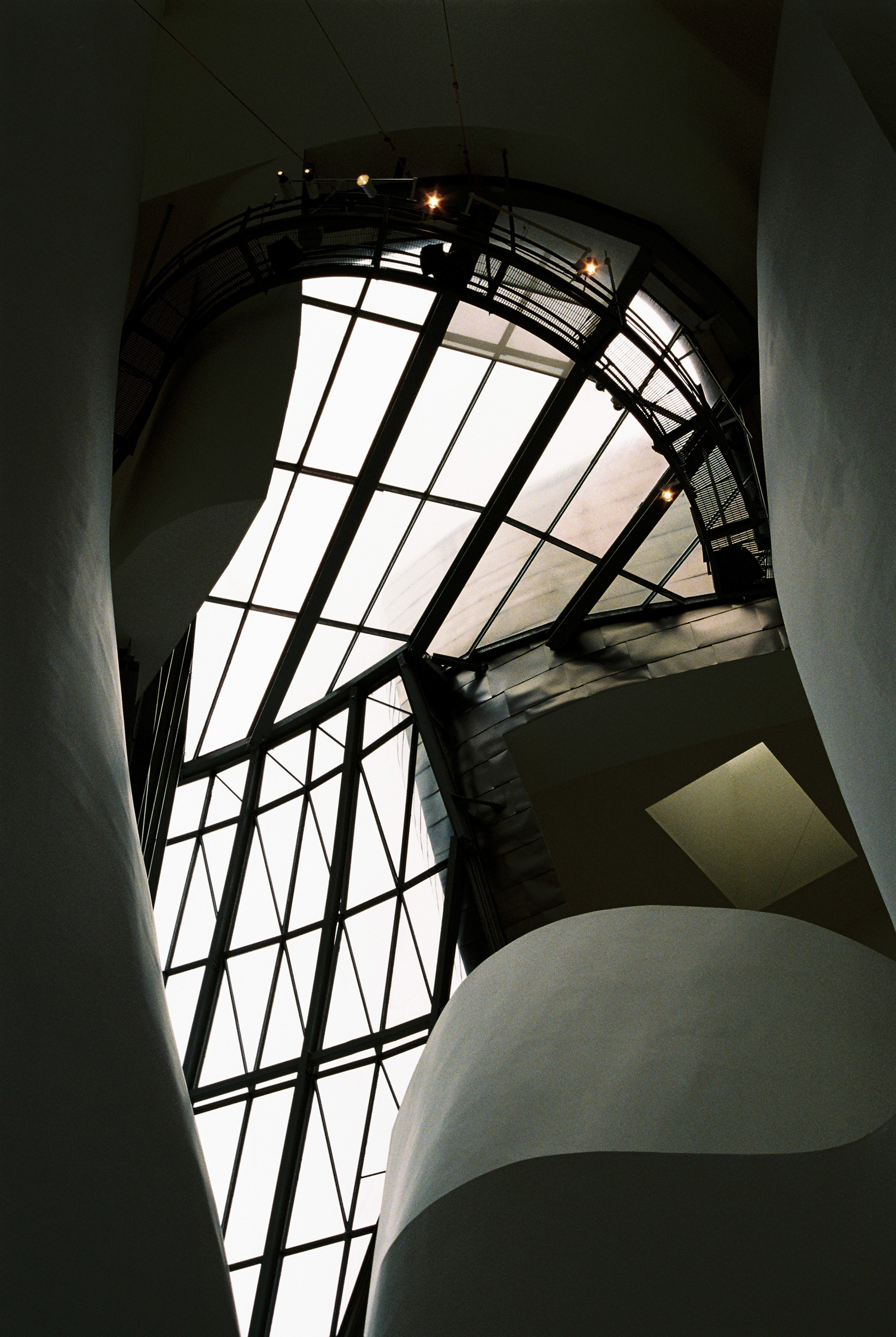 Guggenheim. 35mm Canon FT QL.