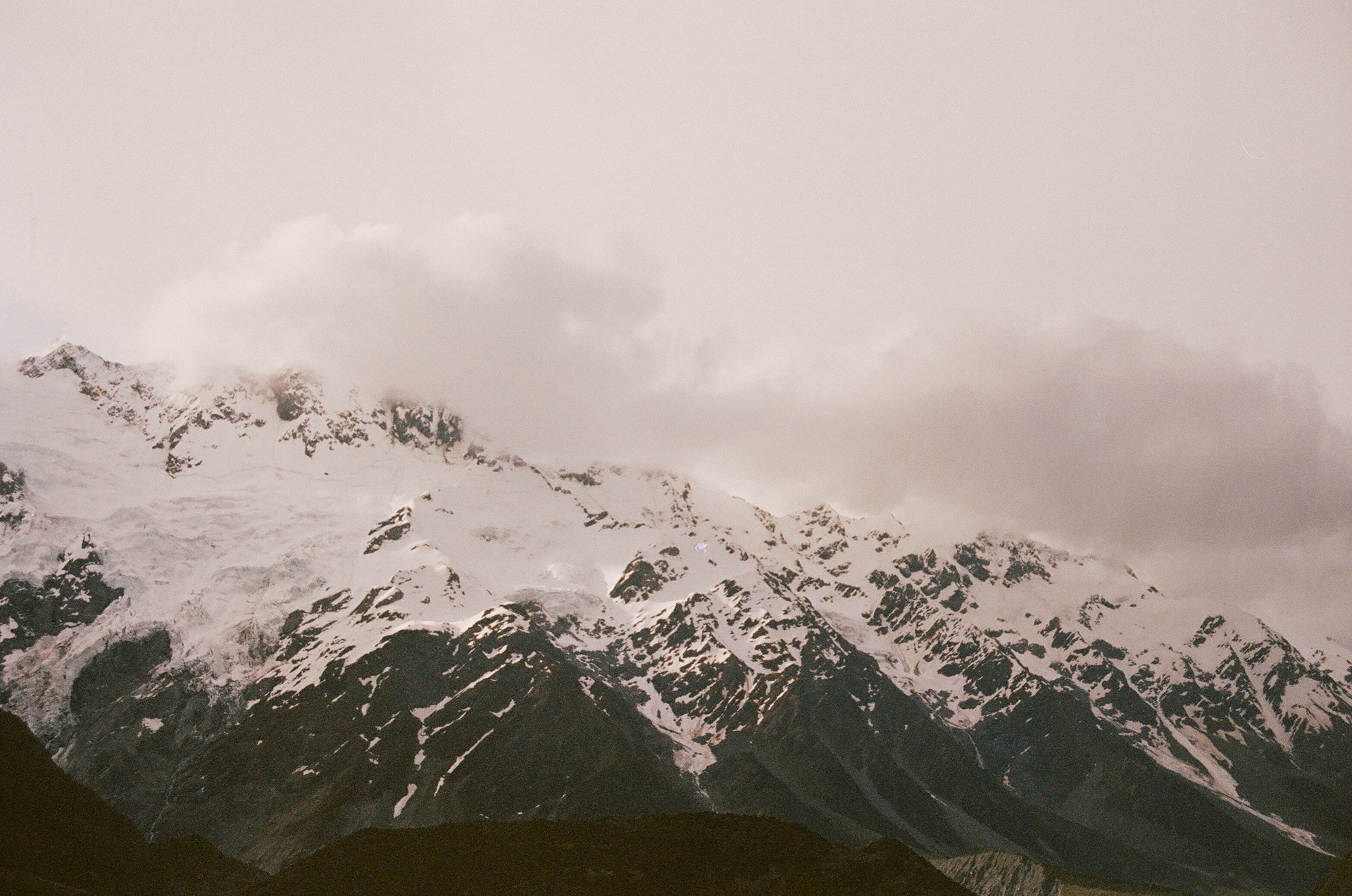 Aoraki. 35mm, Canon EOS Rebel S.