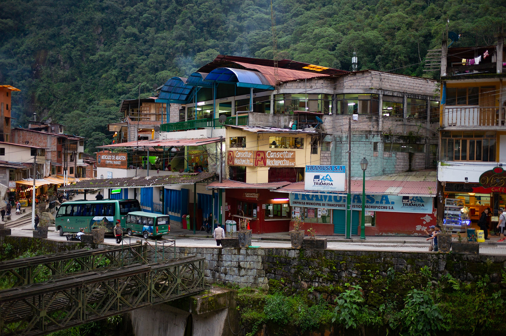 Aguas Calientes , Peru