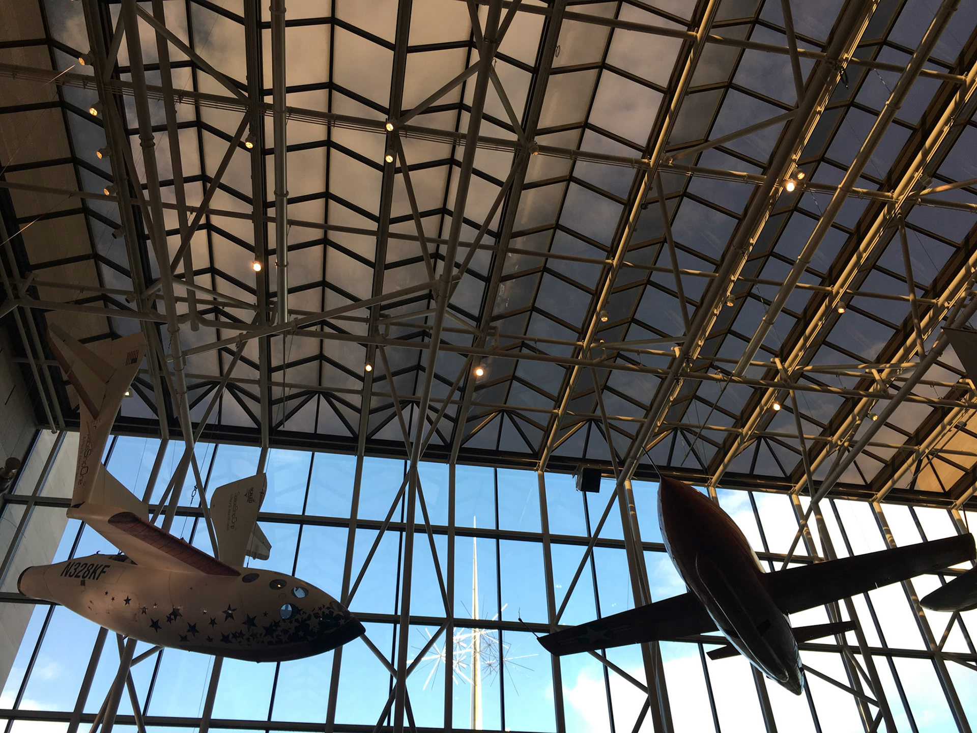 SpaceShipOne and BELL X-1 "Glamorous Glennis"