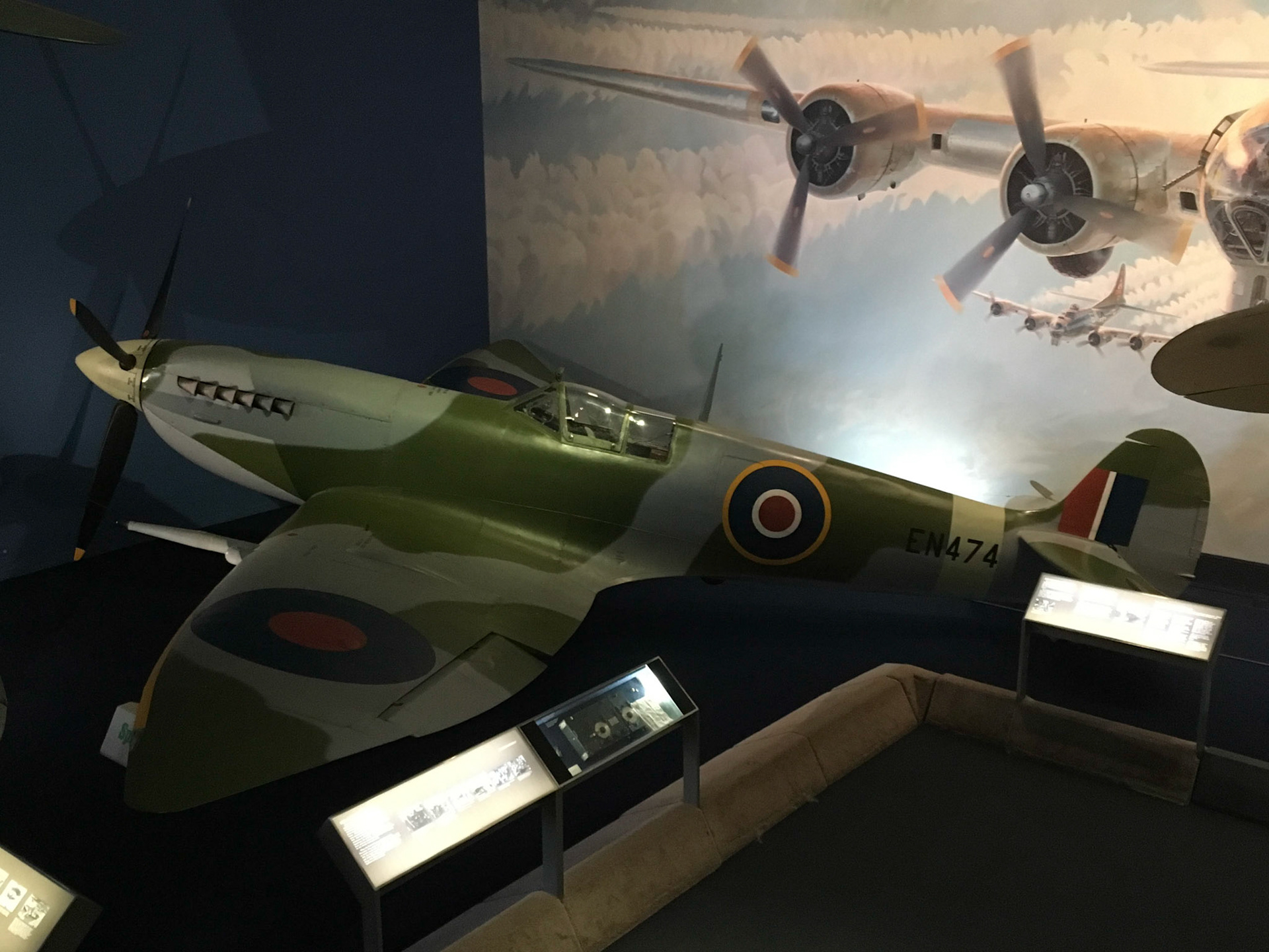 Supermarine Spitfire MK VII