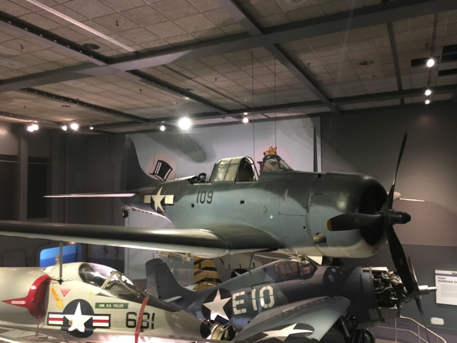 Douglas SBD-6 Dountless