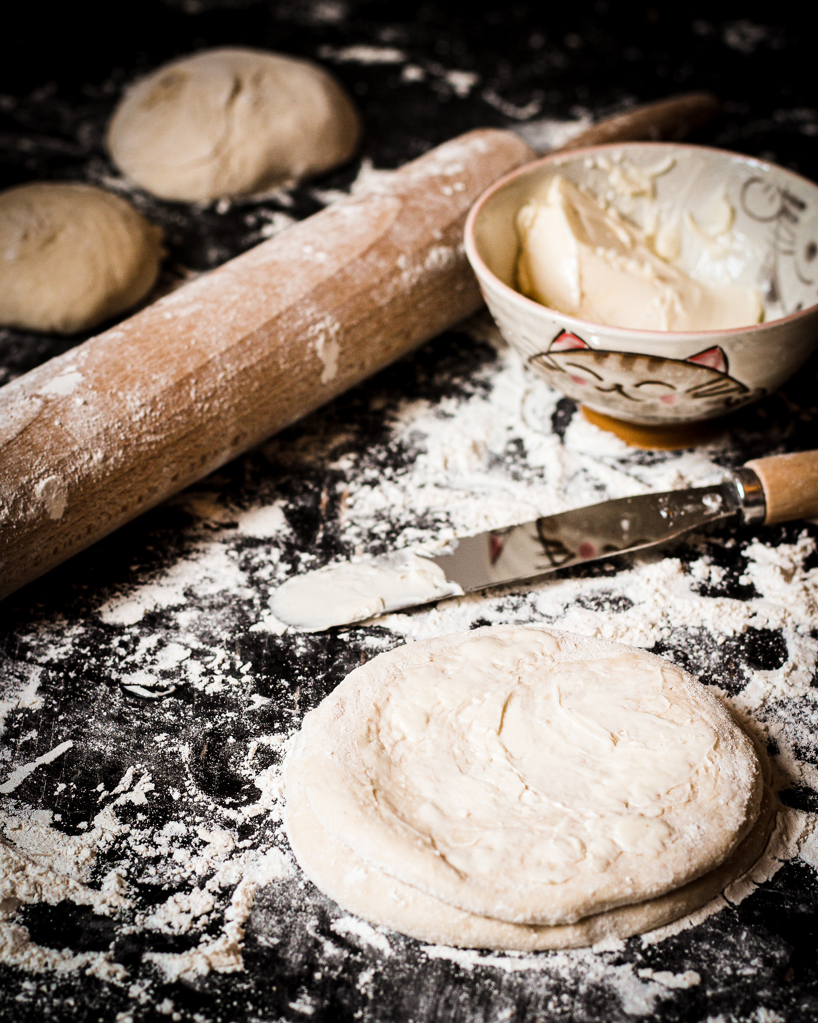 Baking process shot by Nina Bolders Food Photography 