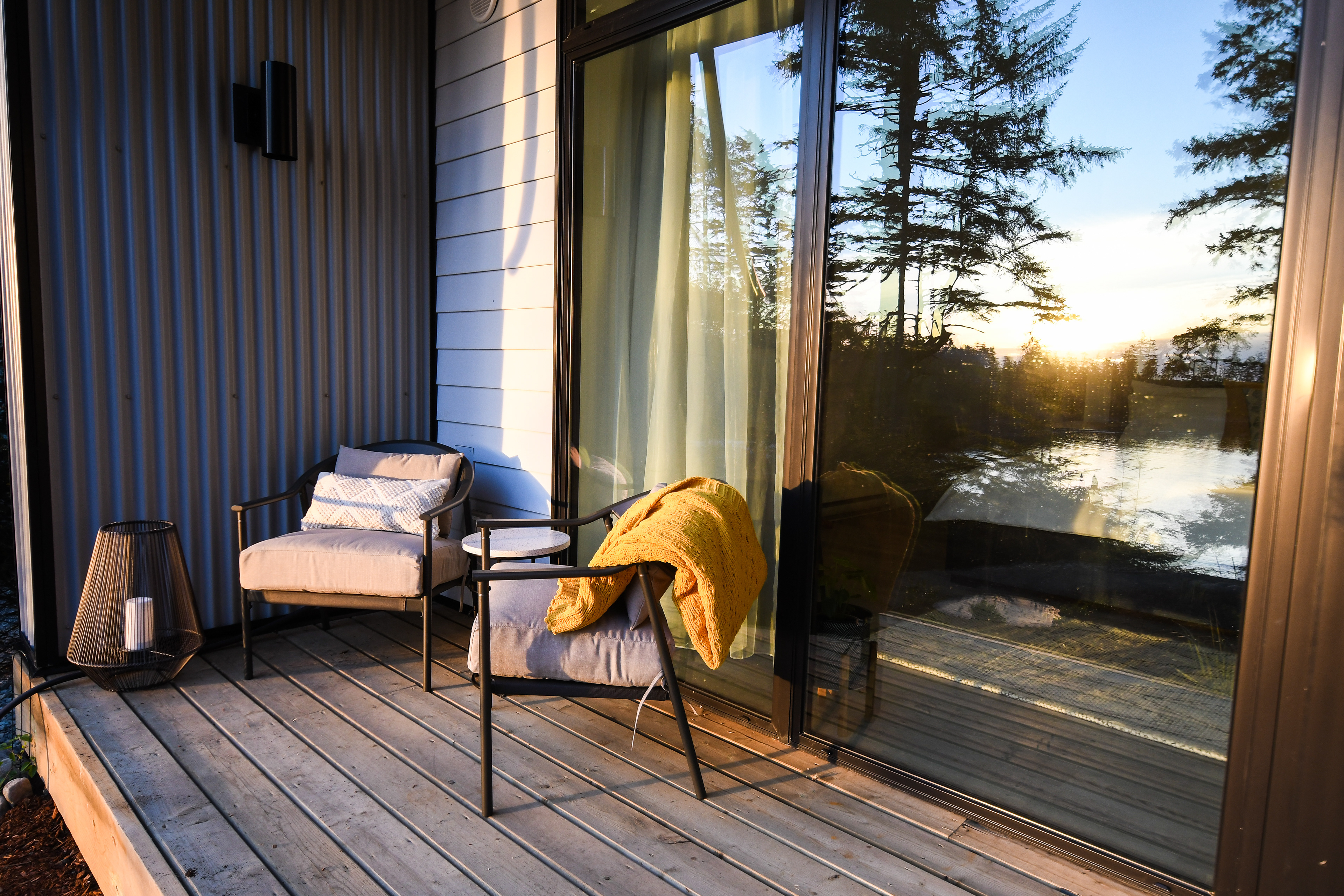Guest Patio at Beachfront Bed and Breakfast in Ucluelet, BC.