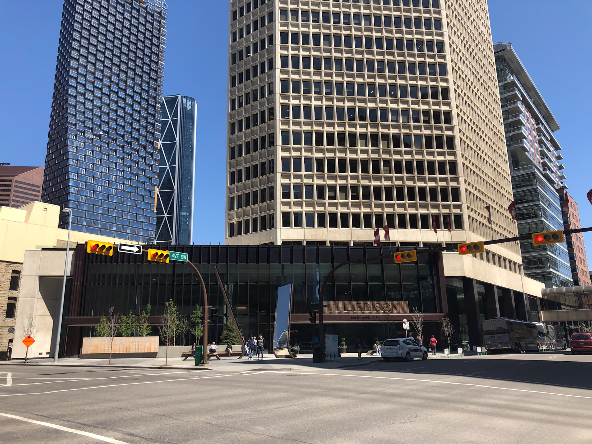 Podium and Plaza Renovation, Downtown Calgary
