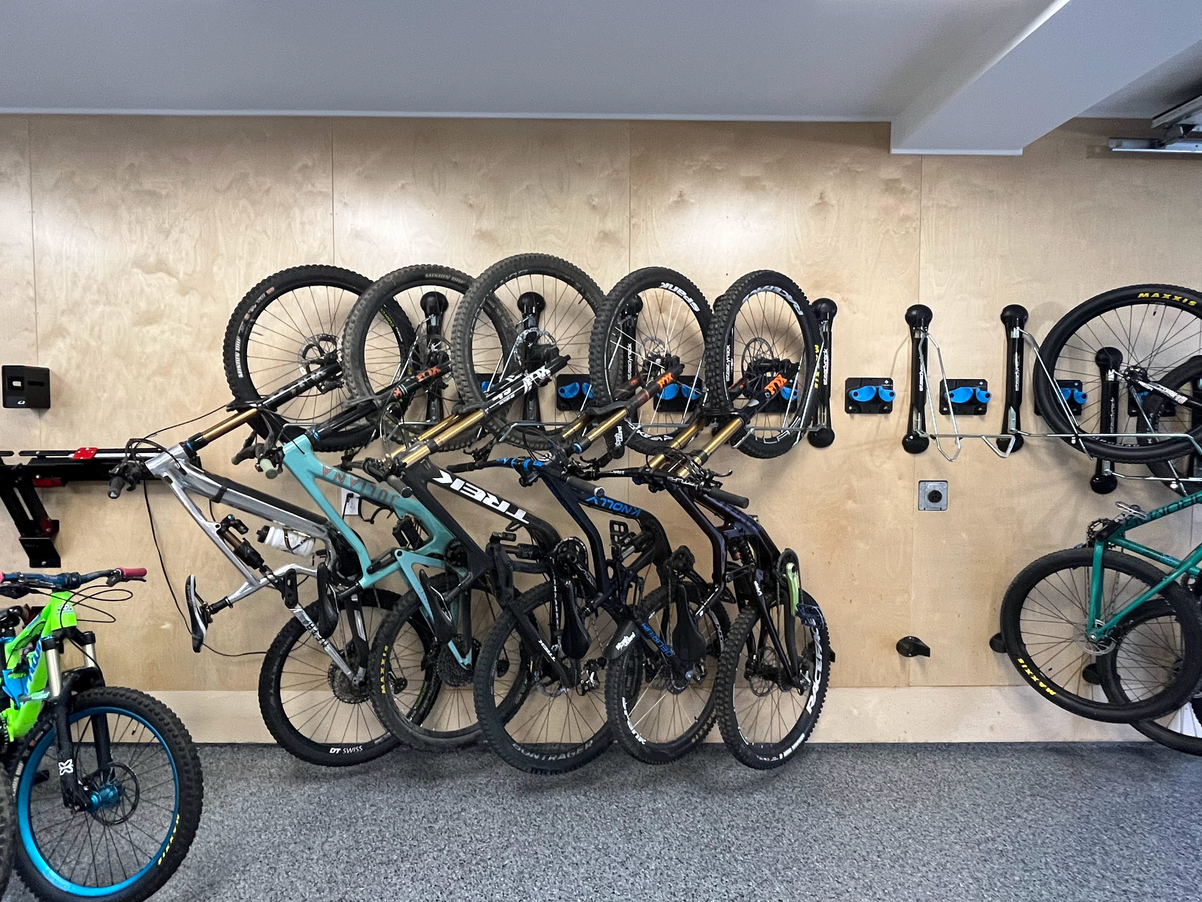 Bikeracks in Garage