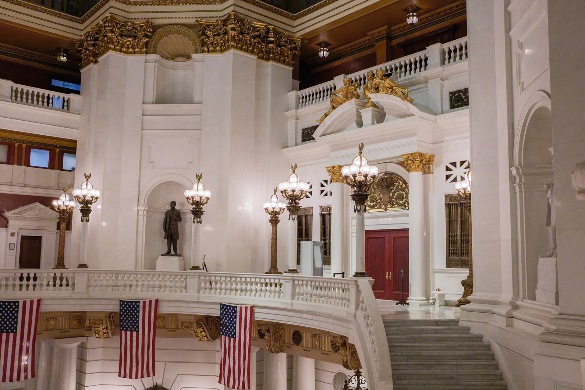 Top of side stairway in Rotunda with Lights