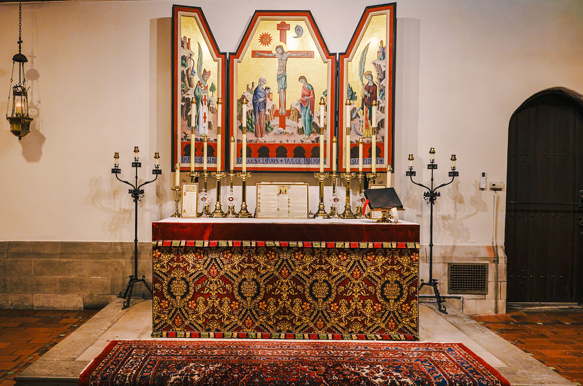 St John's Chapel Altar at St Clement April 2024