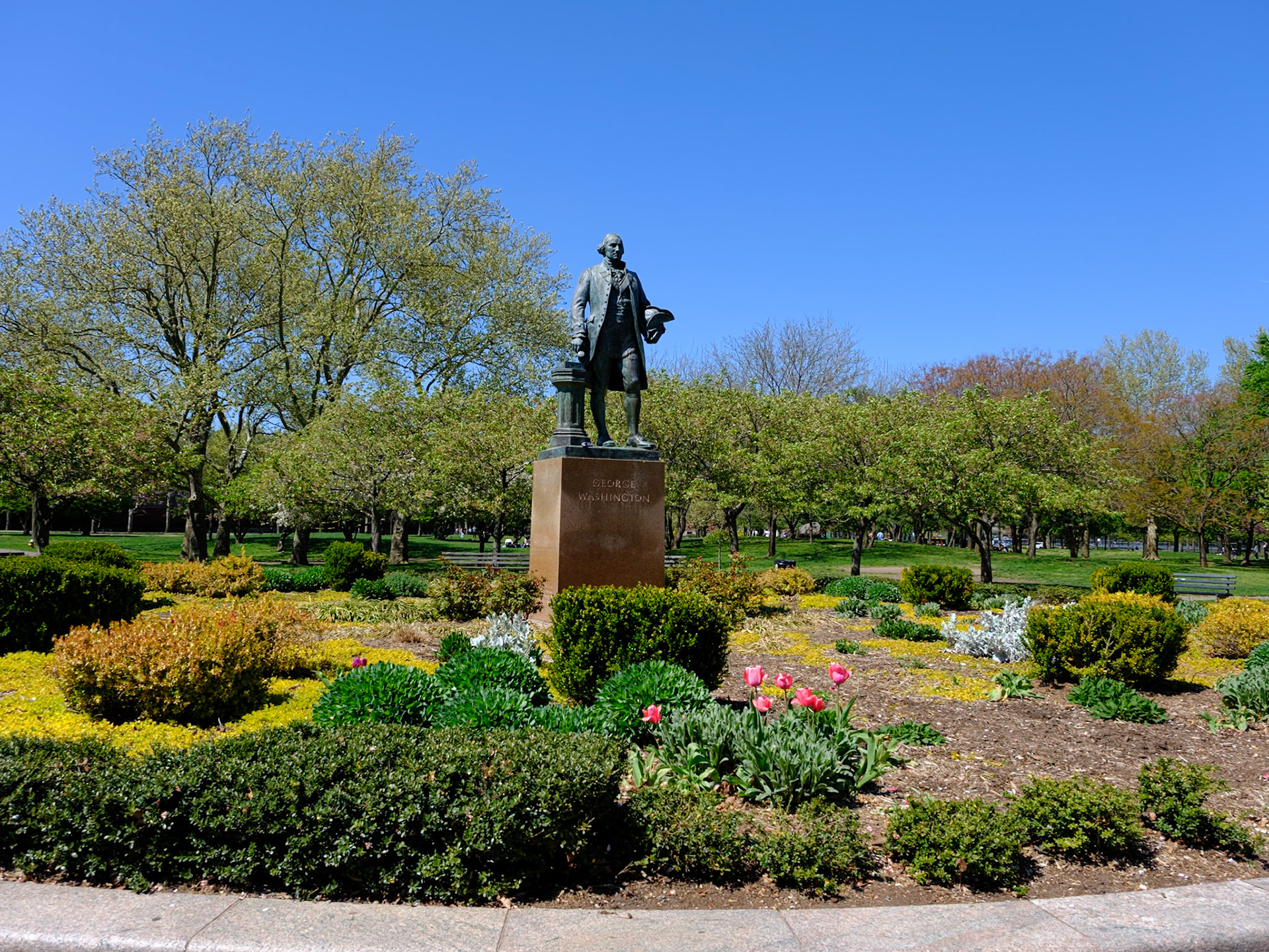 Statue of Washington at Flushing Meadows Corona Park April 2024