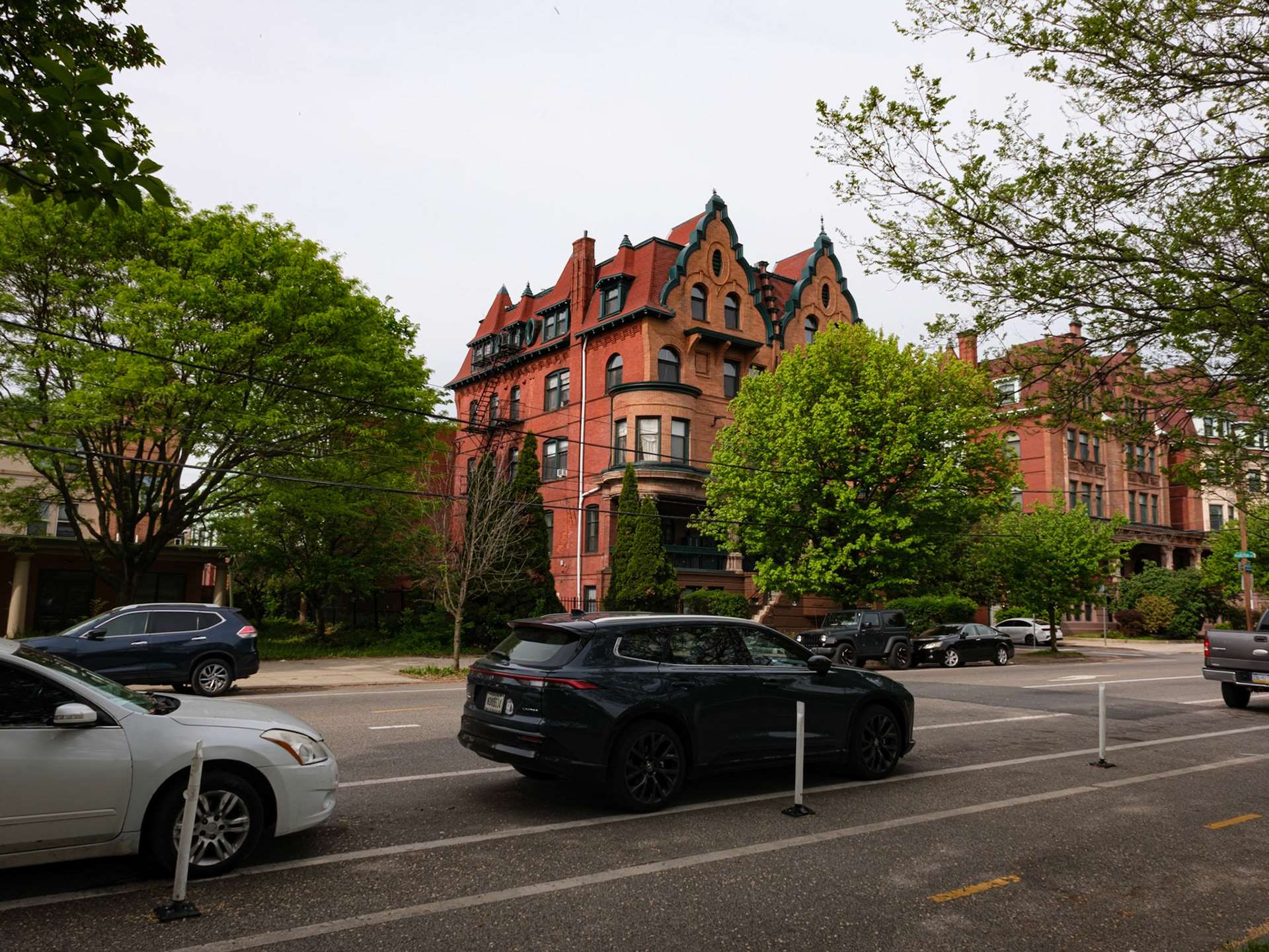 Victorian Homes on Parkside Avenue at Marlton St