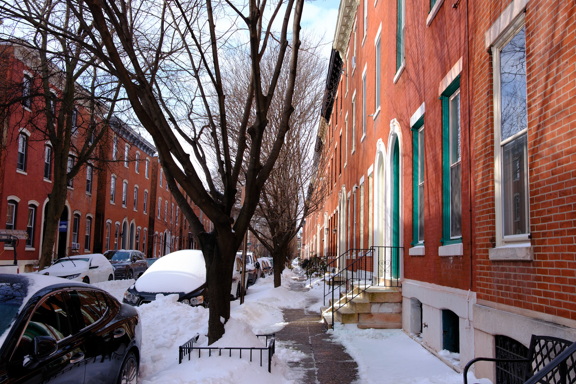 Looking West on Wallace St on 26 January 2027