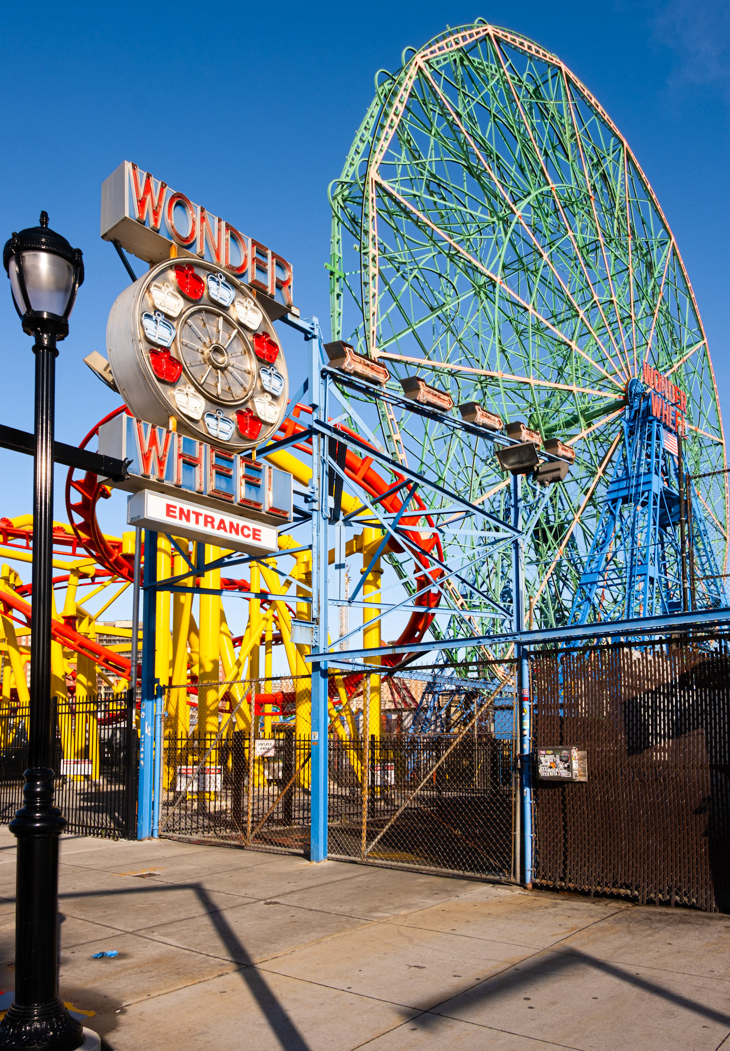 Wonder Wheel and Sign December 2024
