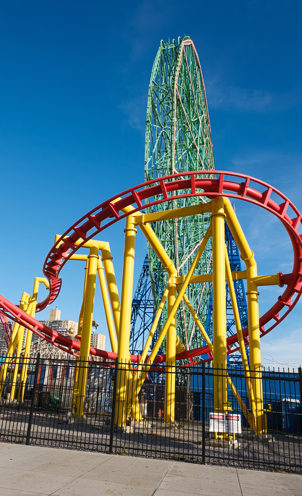Loop Coaster and Wonder Wheel December 2024