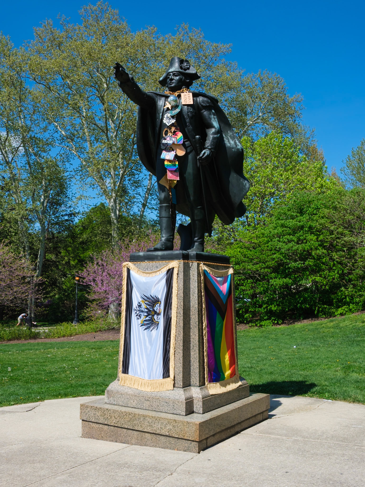 Tricked Out Statue of a Gay Revolutionary War Hero?
