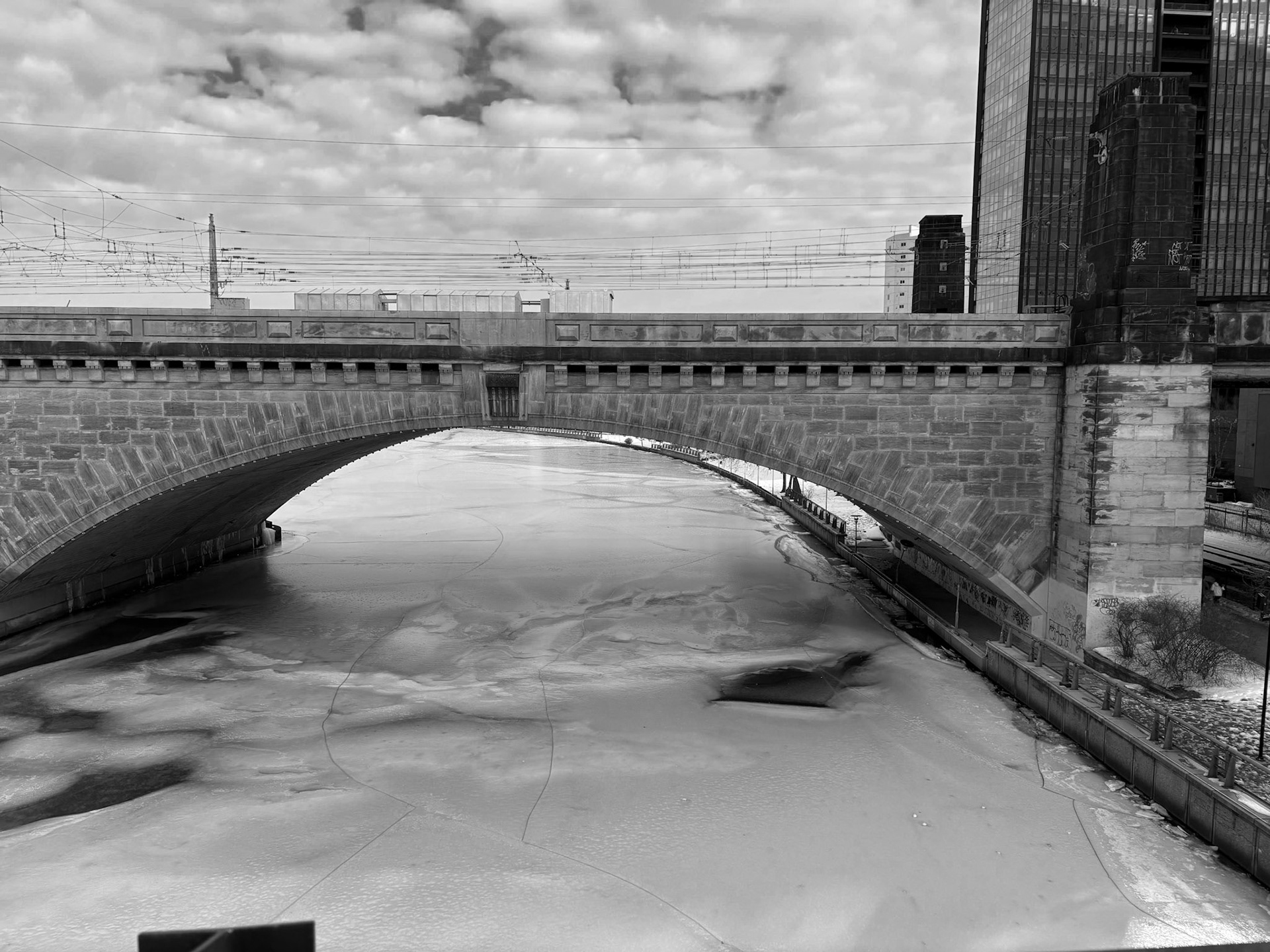 Icy Schuylkill on 14 February 2026