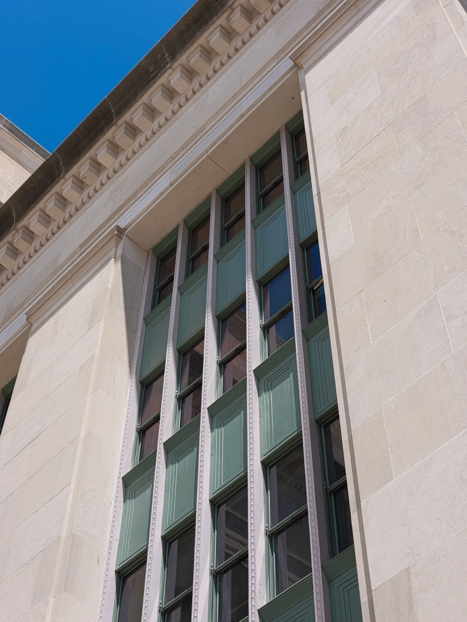 Vertical  Bank of Windows at 30th Street Station
