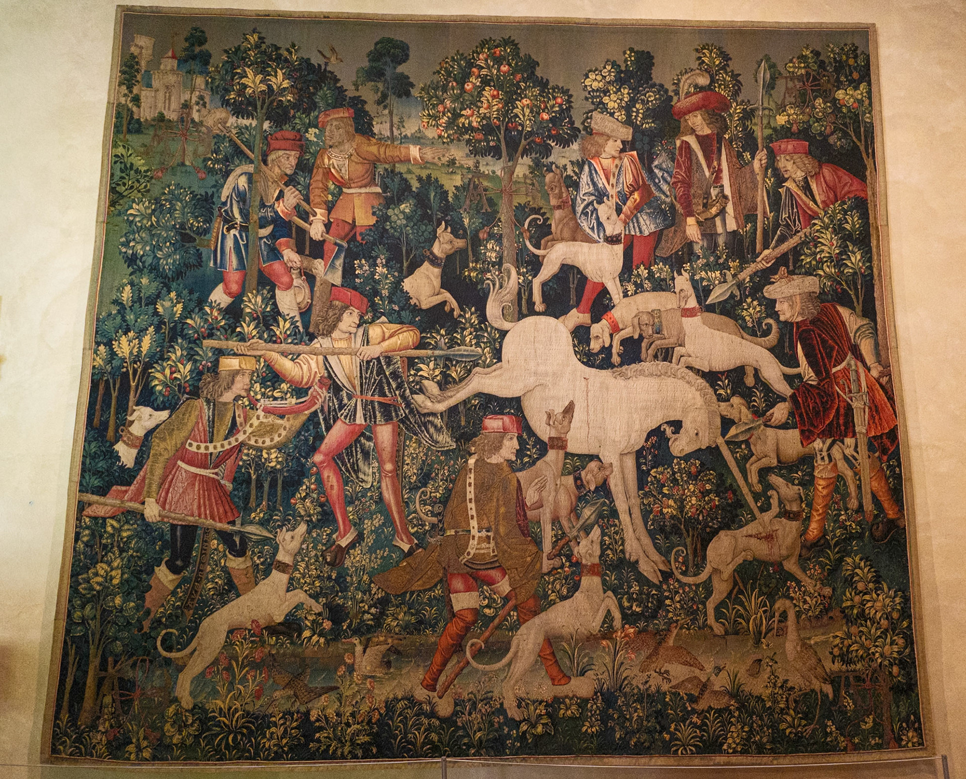 Fighting Unicorn Tapistry the Cloisters July 2024