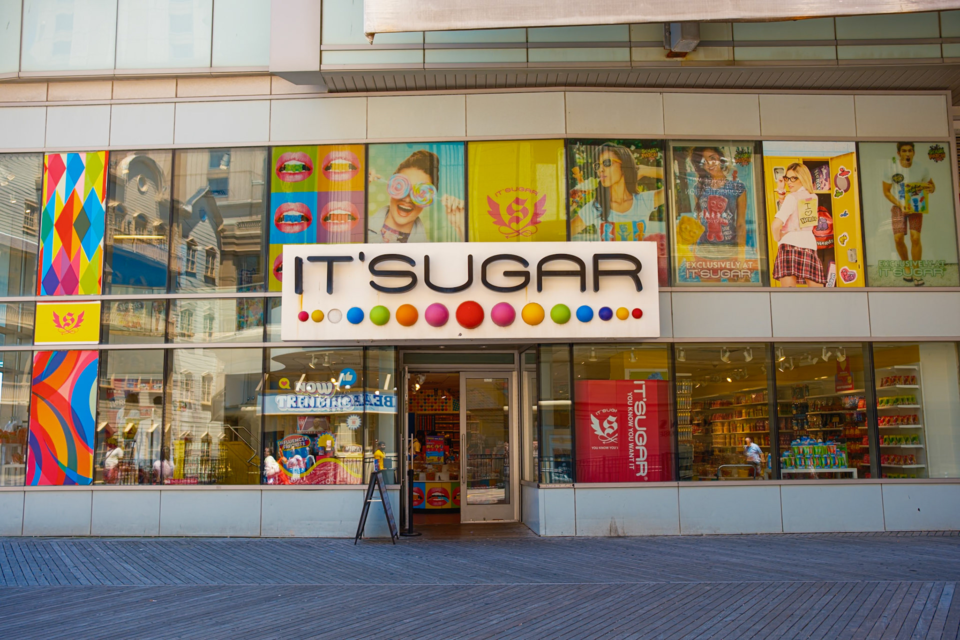 It's Sugar Store on Boardwalk Atlantic City May 2025