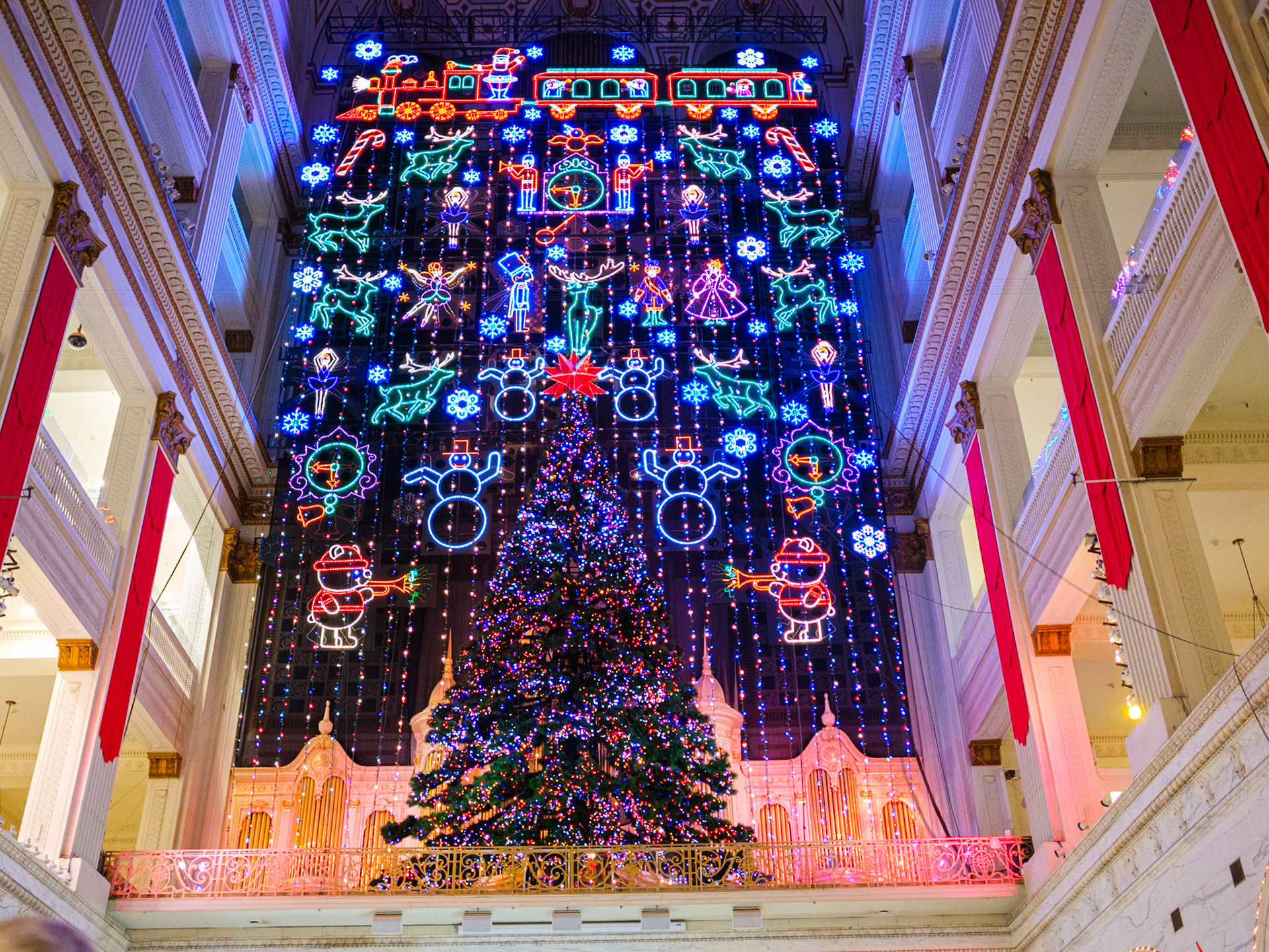 Wanamaker Light Show