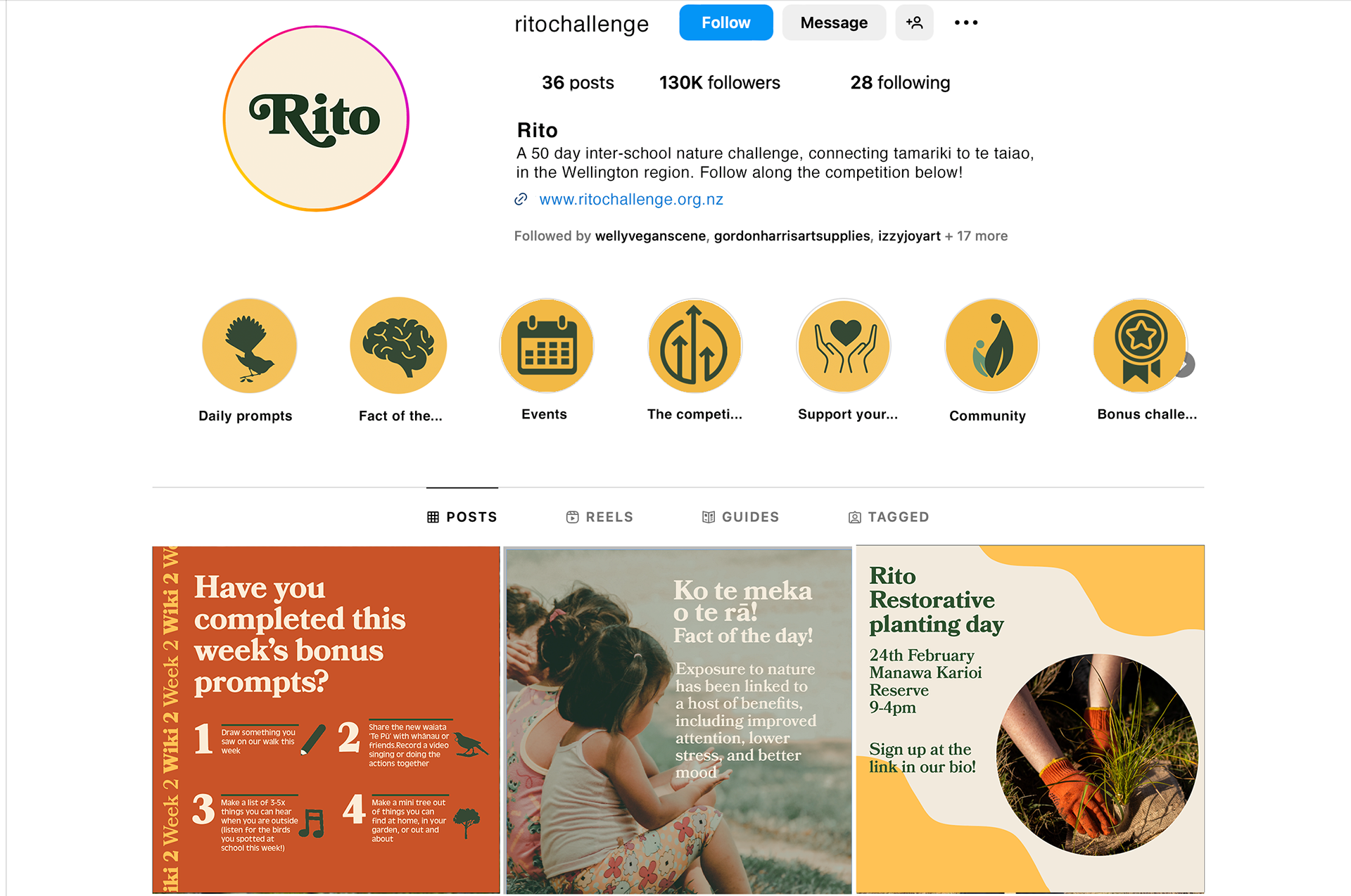 Mock up social media