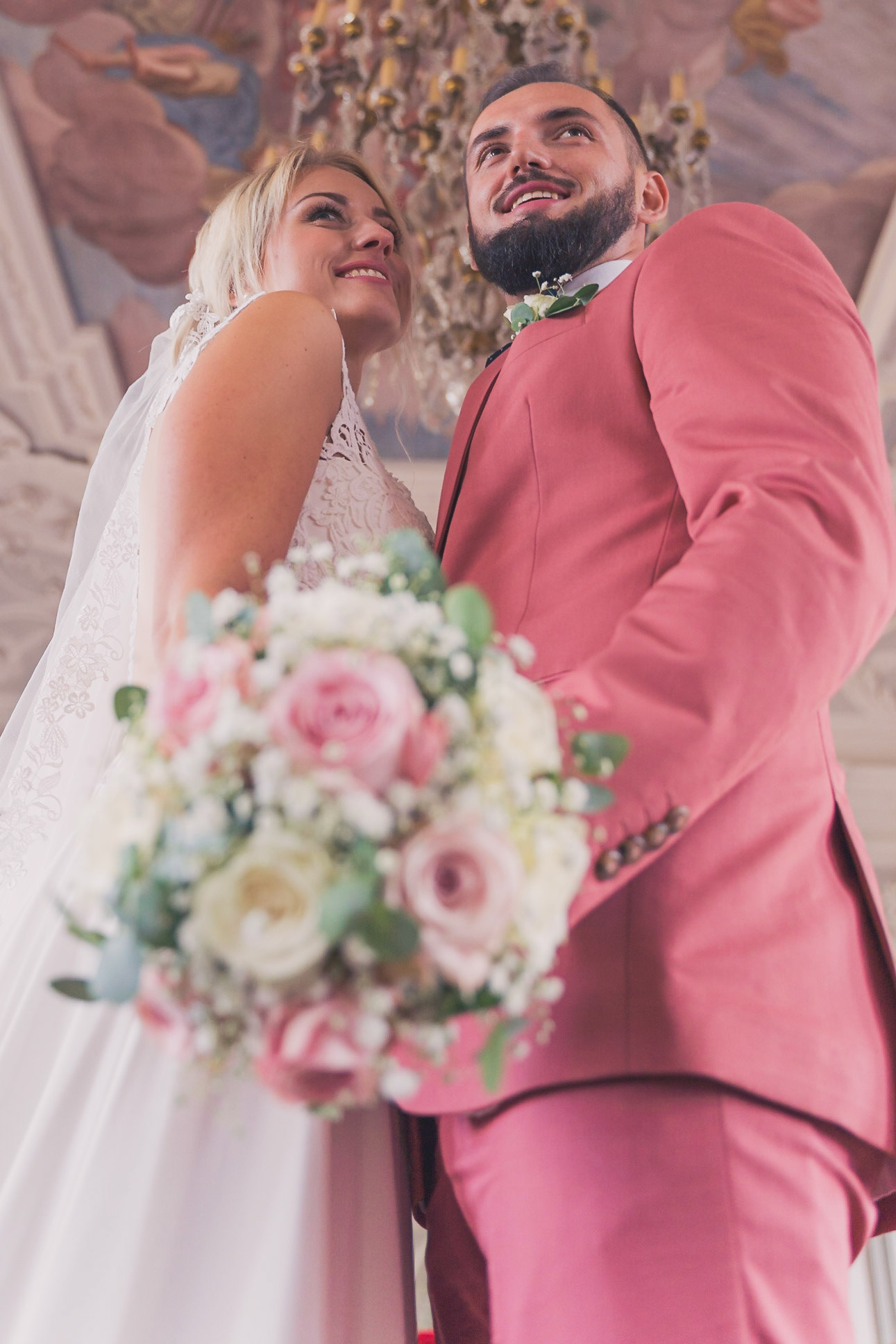 Hochzeitsfotografie Paar von unten