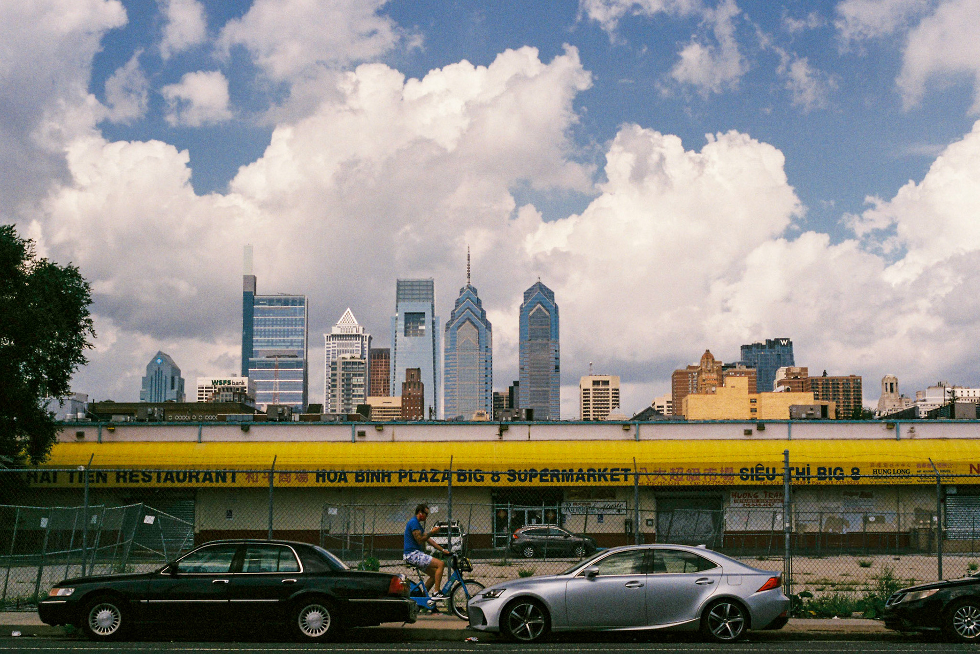 South Philly Warm Spring Day - Pandemic Times / Nikon FE Fuji Superia400