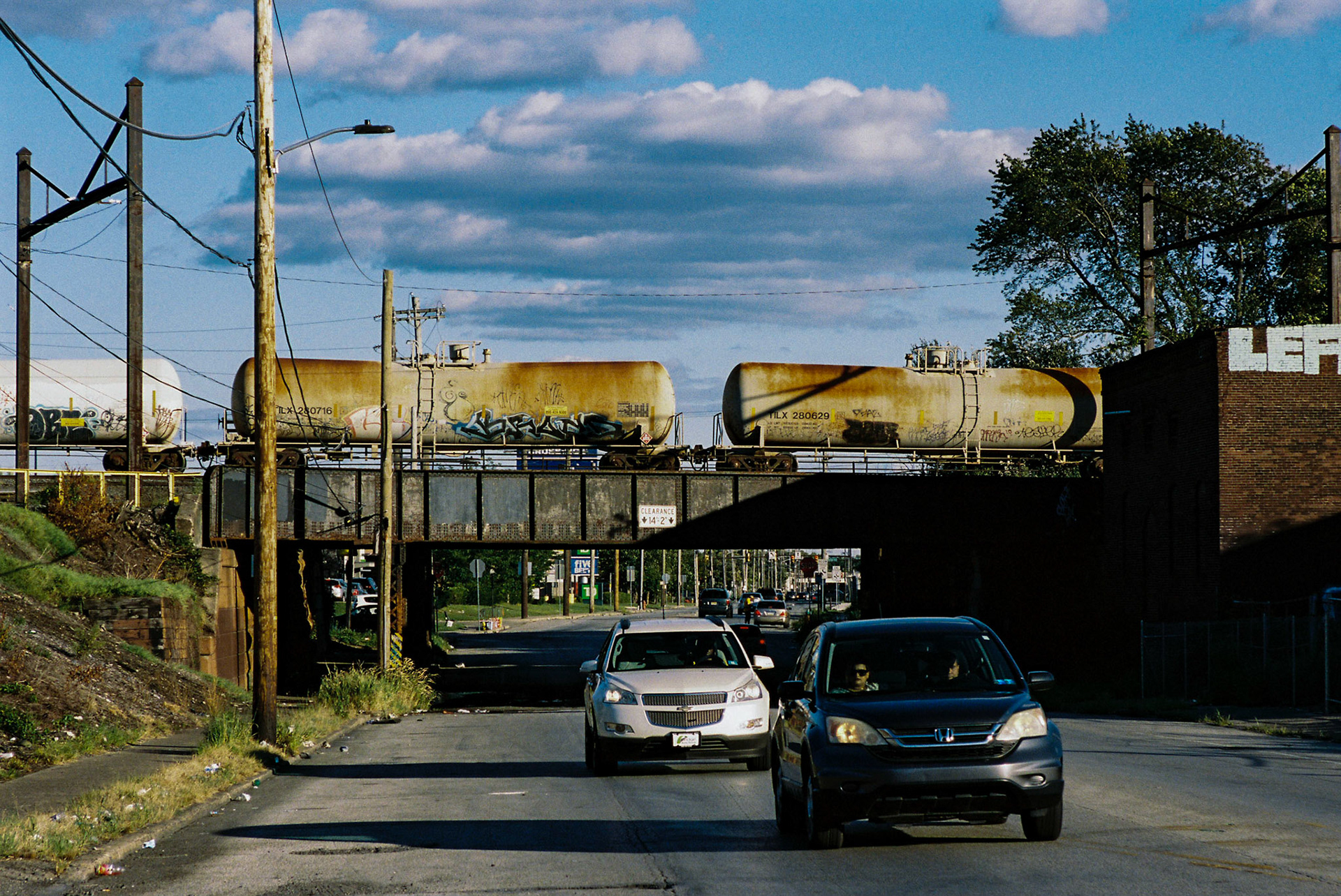 North Philly / Nikon F5 Fuji Superia400