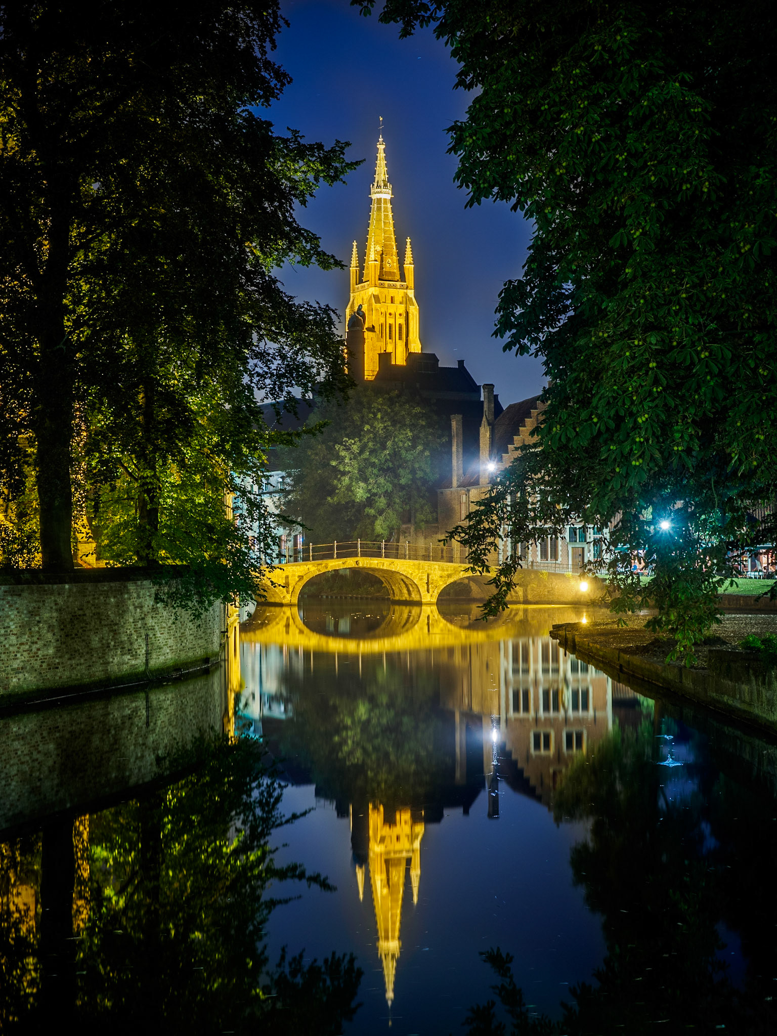 Brügge bei Nacht