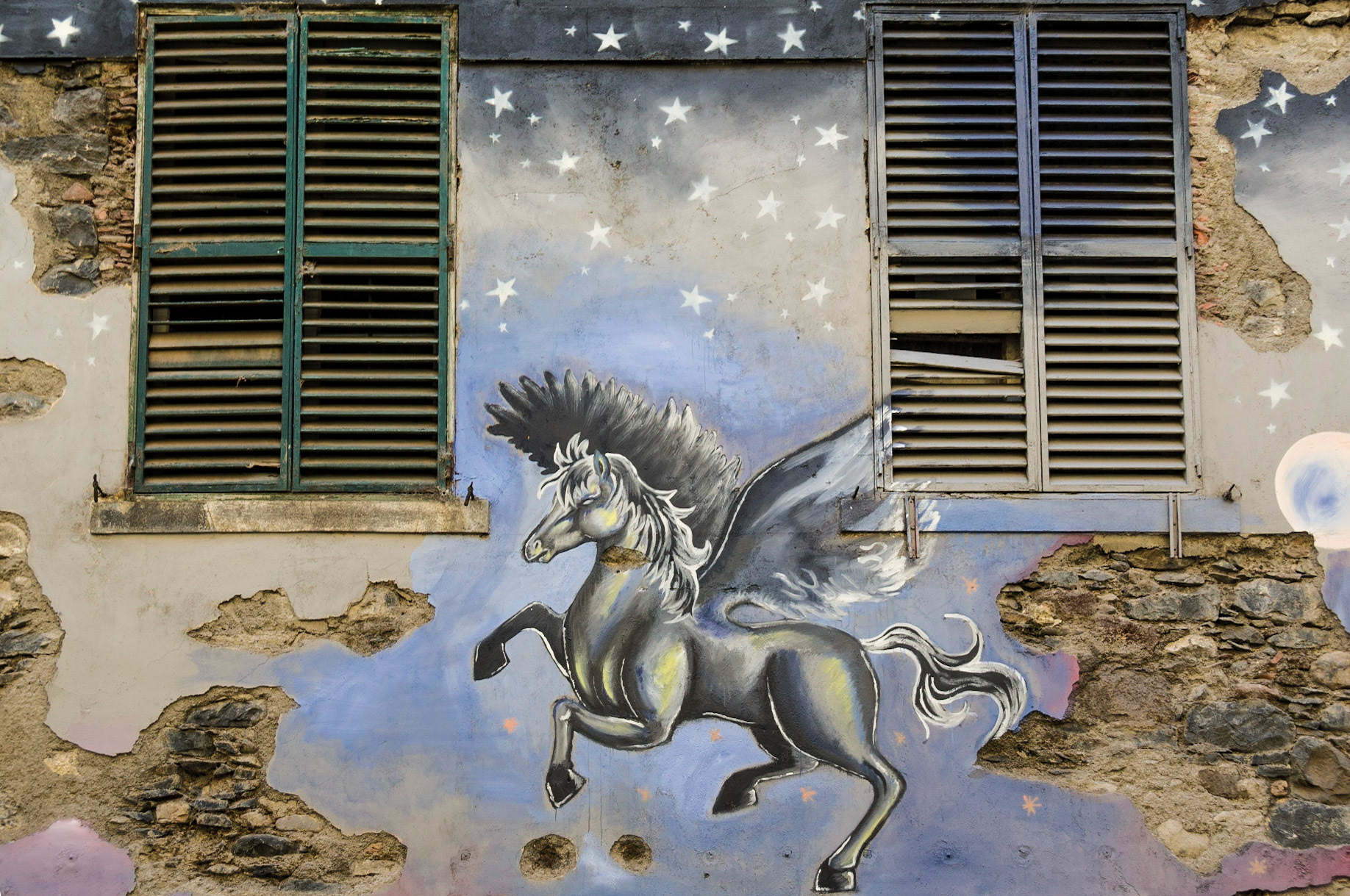 Graffitikunst in den Gassen von Funchal 