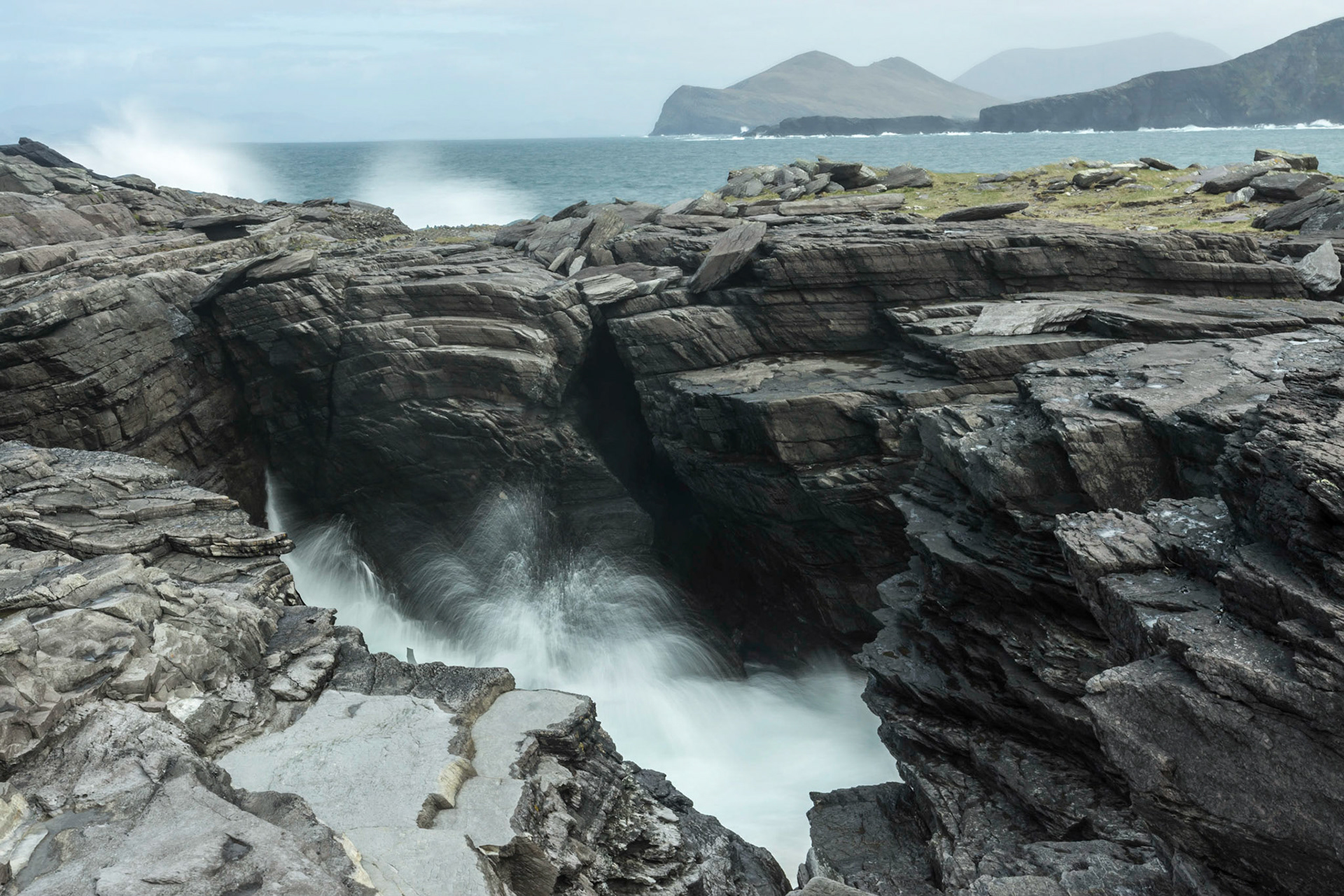 Wellenspiel auf Valentia Island