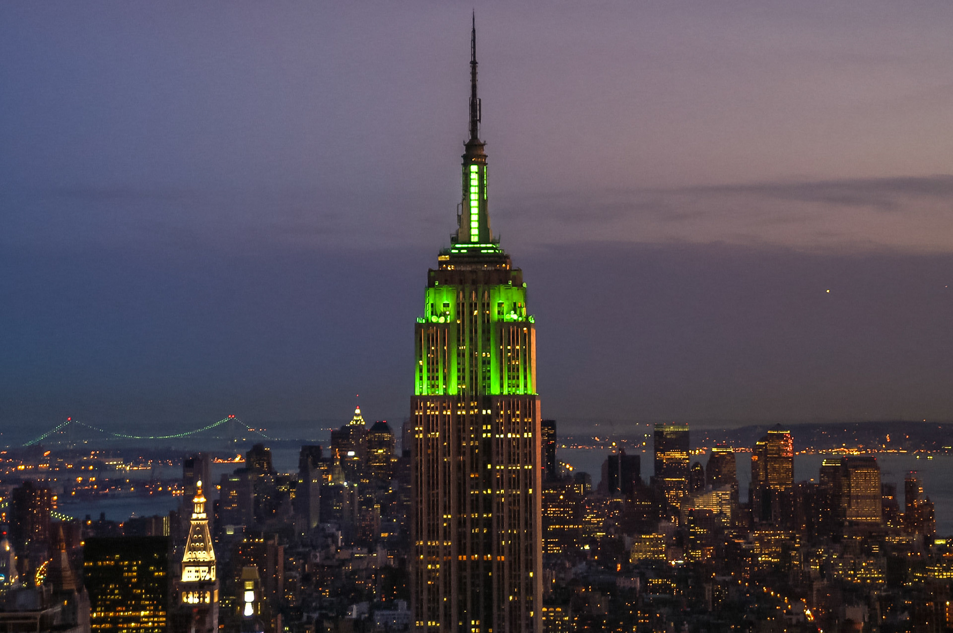 Empire State Building bei Nacht