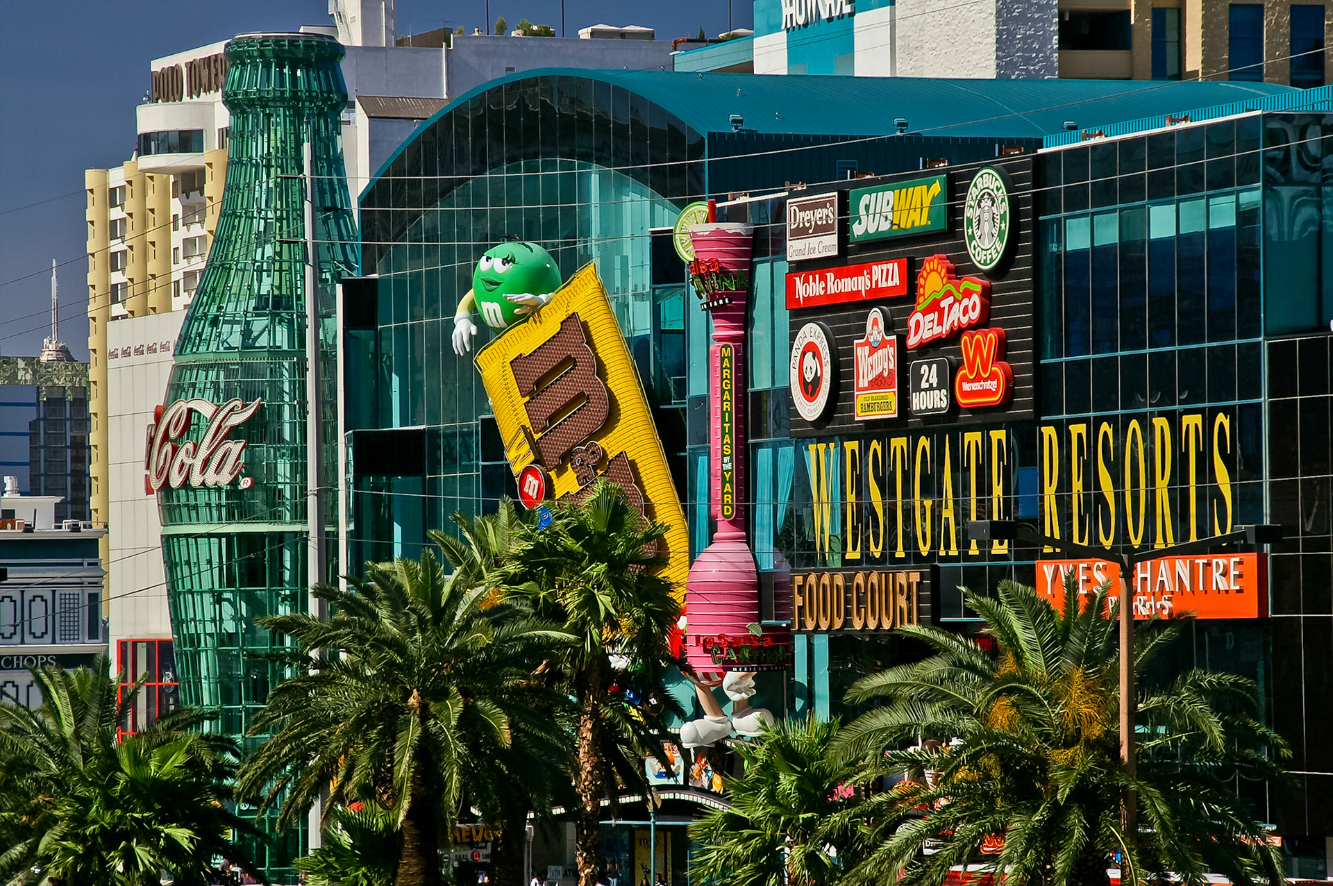 Reklametafeln am Strip in Las Vegas