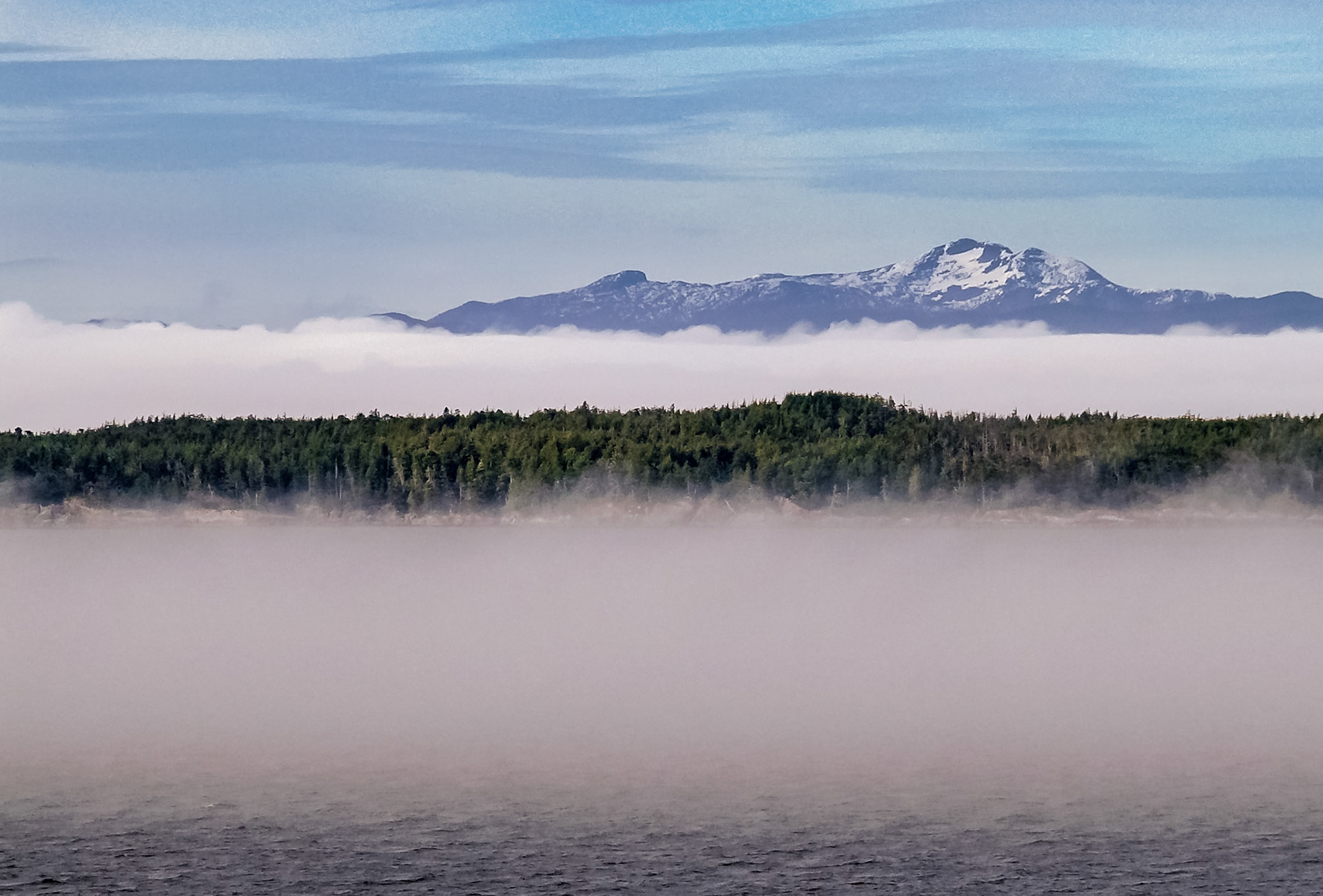 Nebel über dem Meer