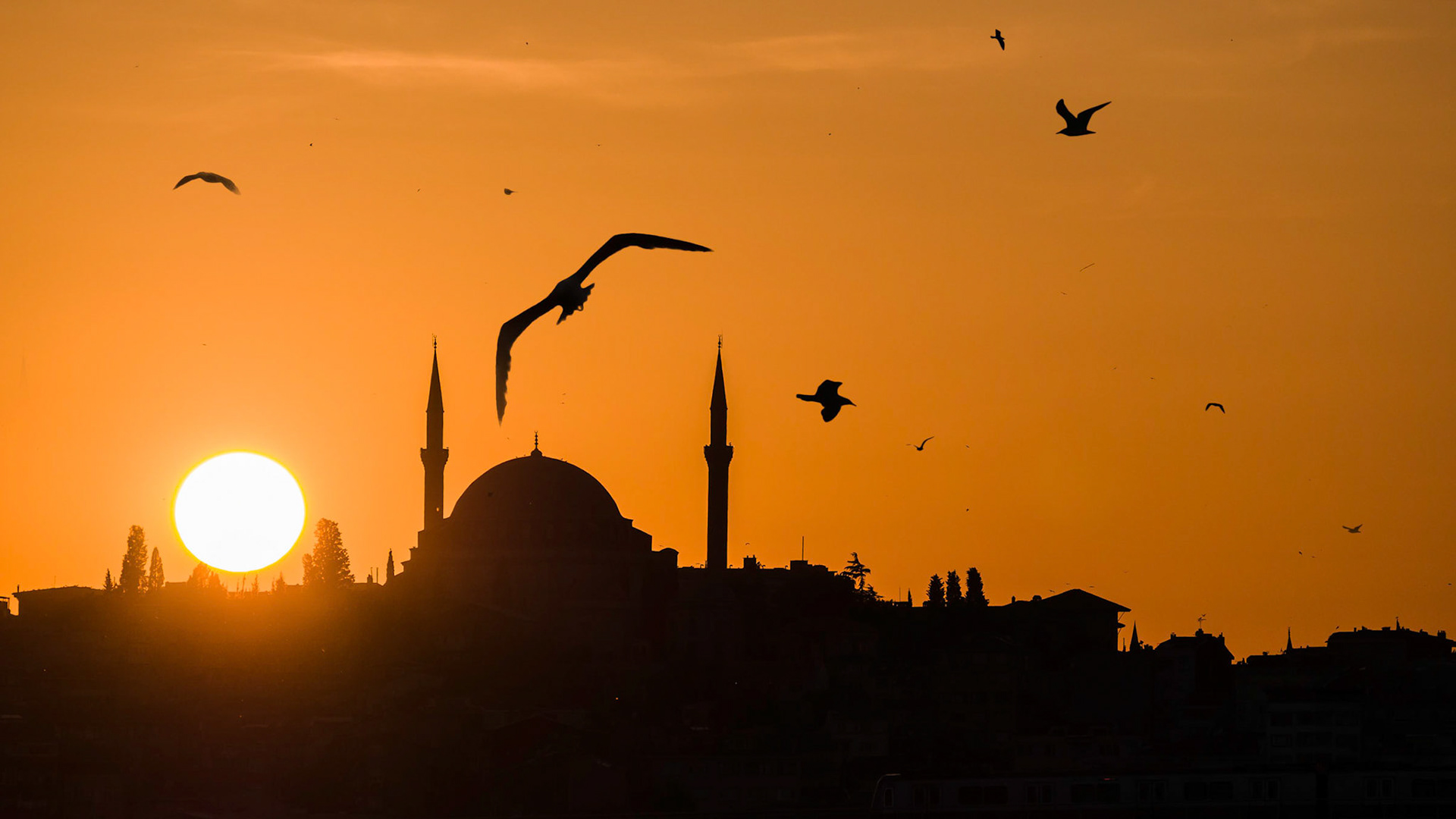 Blick über Istanbul zum Sonnenuntergang