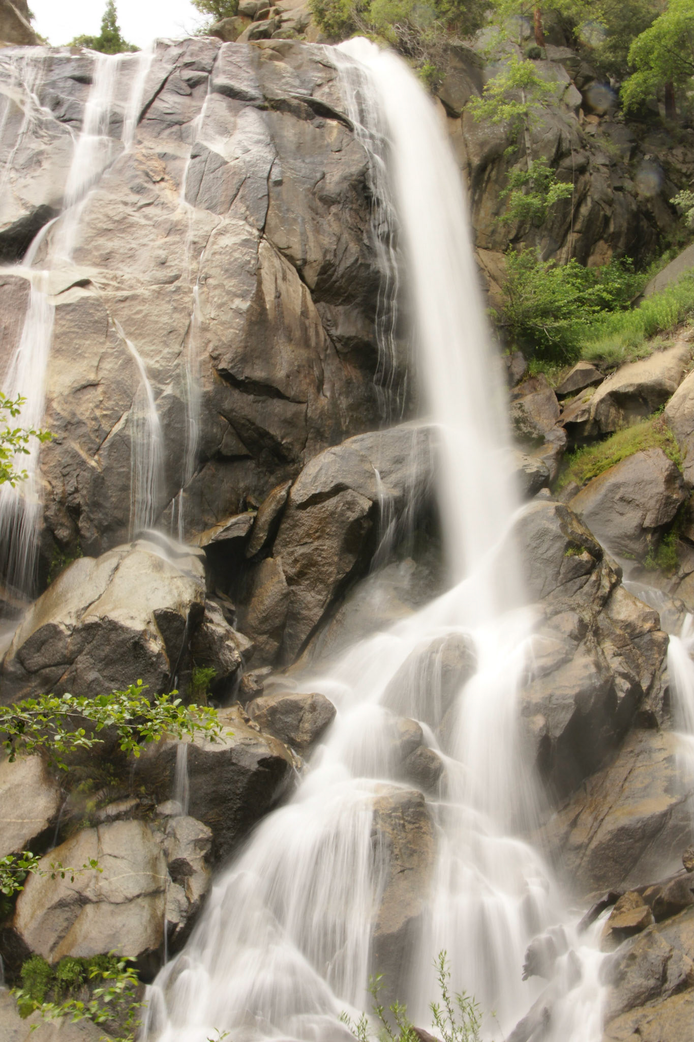 Wasserfall im Kings Canyon Nationalpark