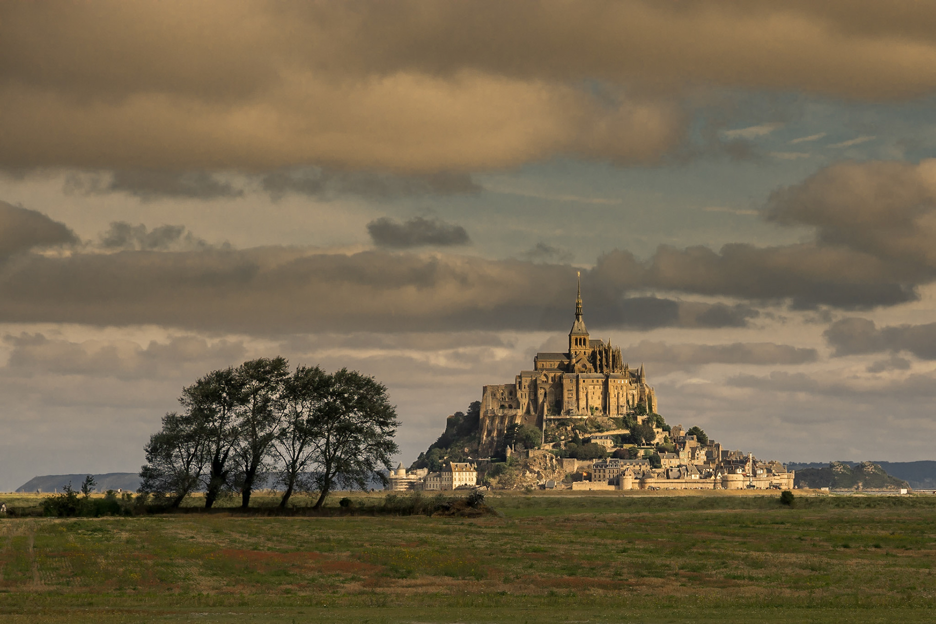 Mont Saint Michel im Morgenlicht