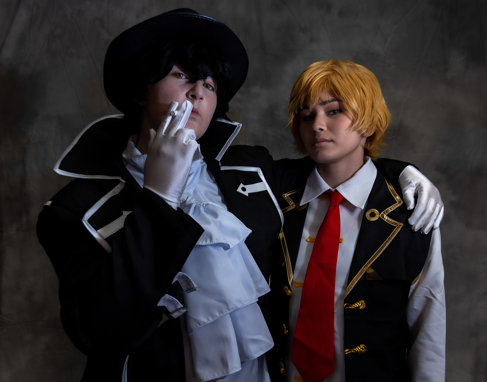 @dramaticdiamond, @madsbeilschmidt