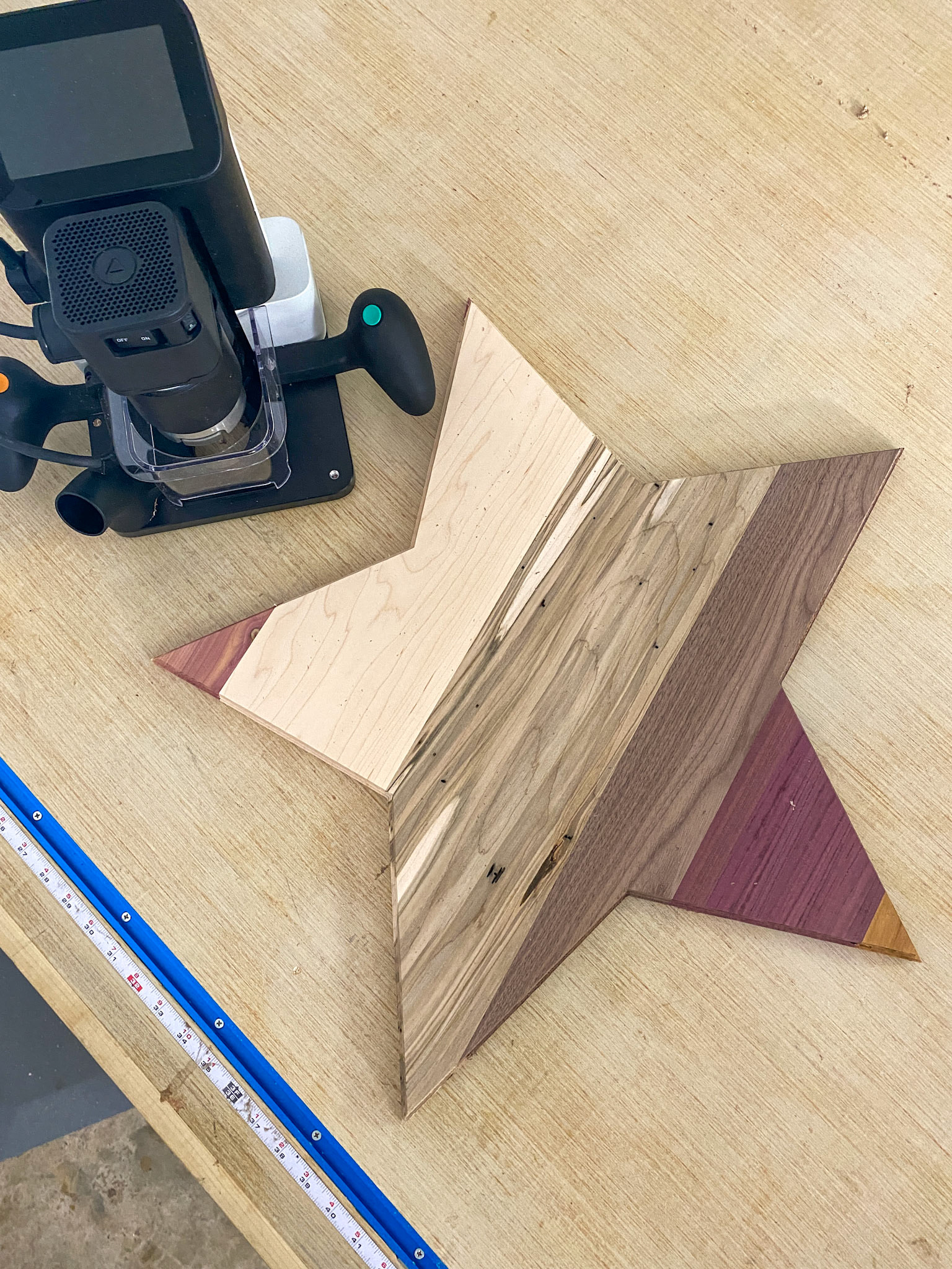 Mixed wood Star - Cozyartz