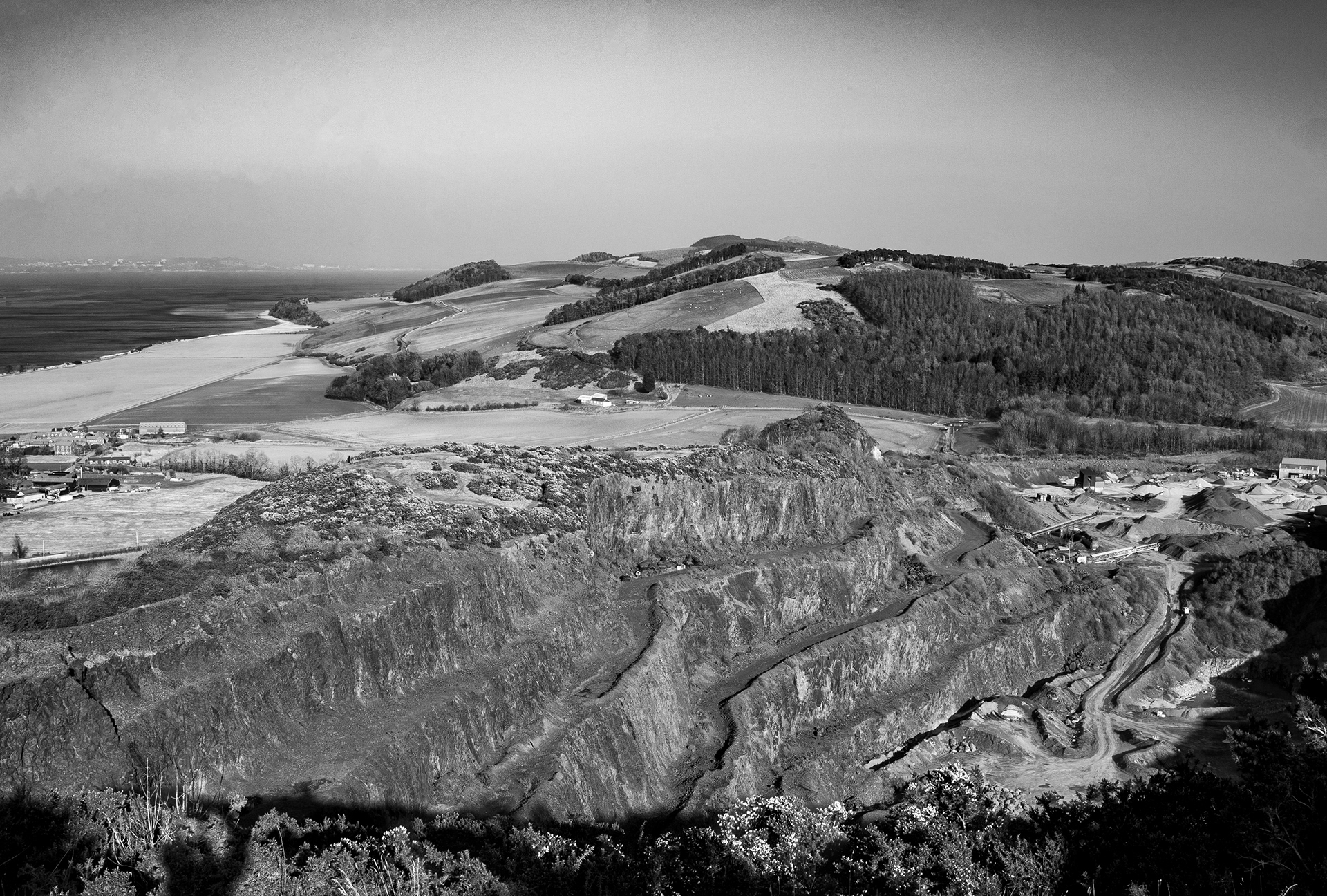 Environment Photography: Negative Documentary Environment