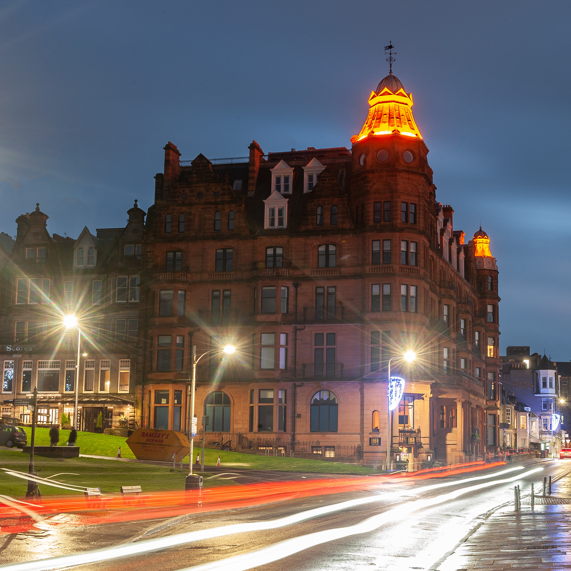 Architecture Photography: Exterior Night Shot