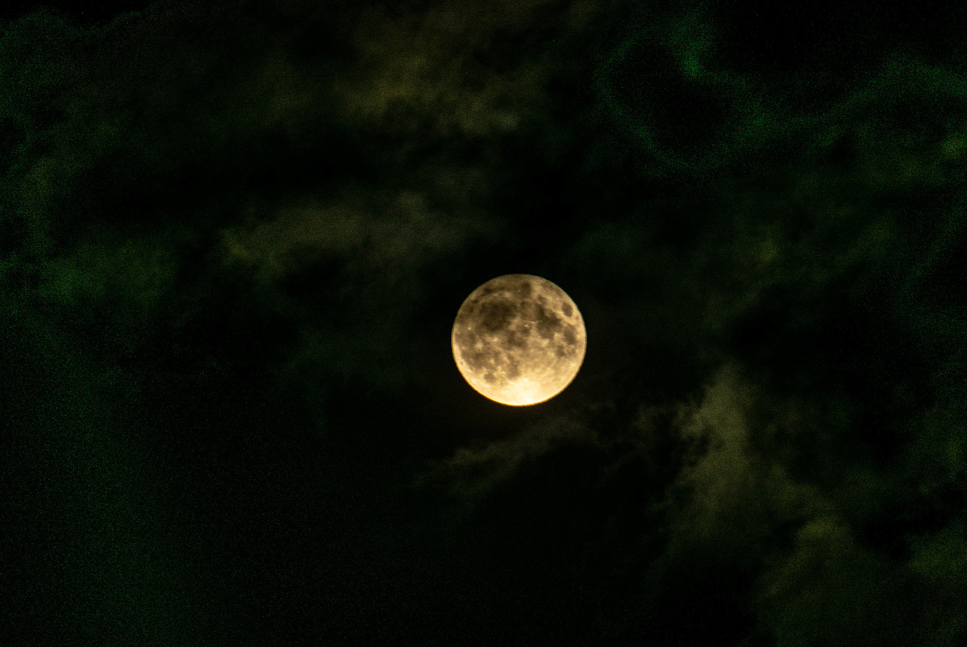 October: Full Moon on Halloween