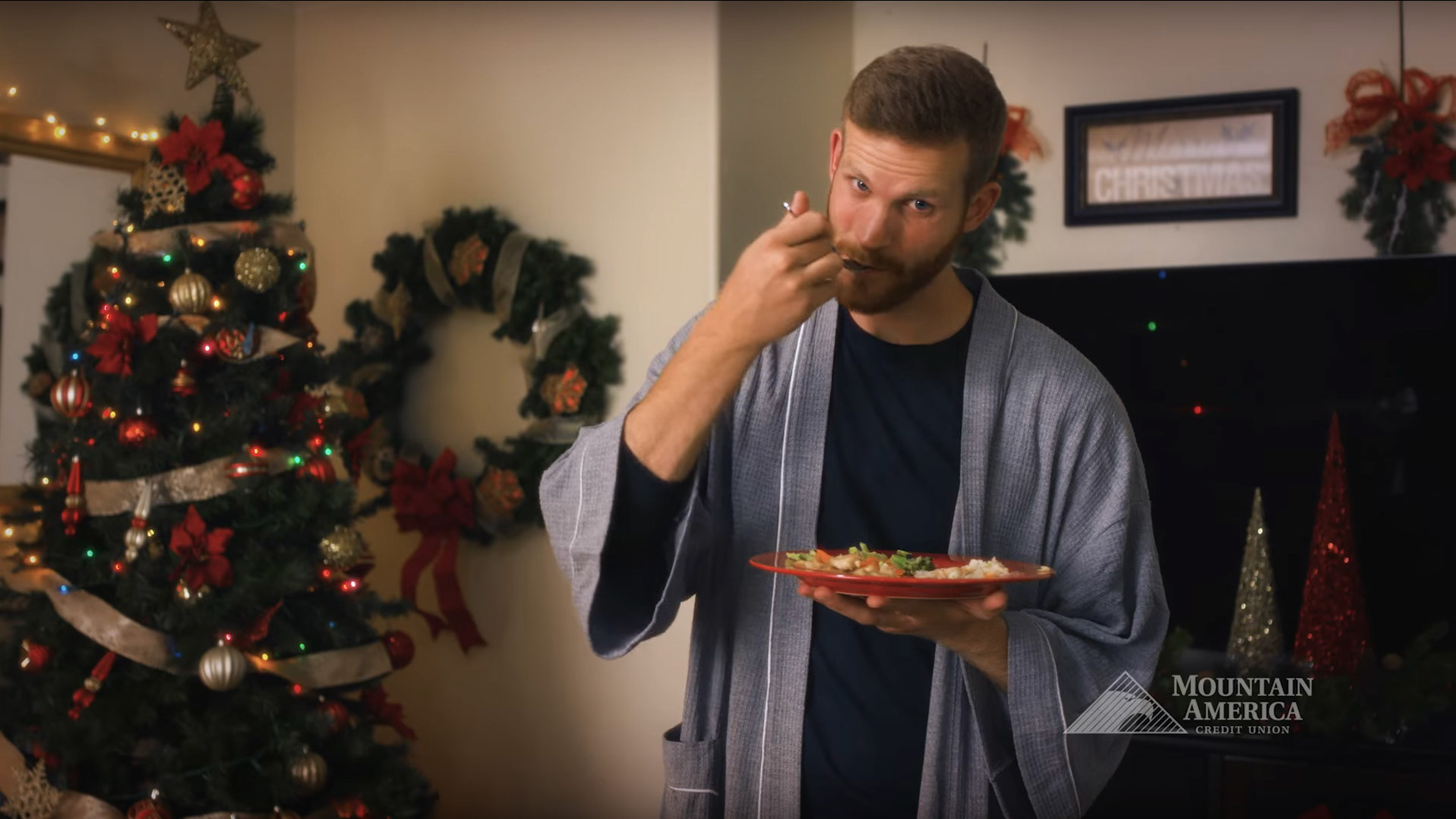"Be A Holiday Hero" - Mountain America Credit Union - 2017