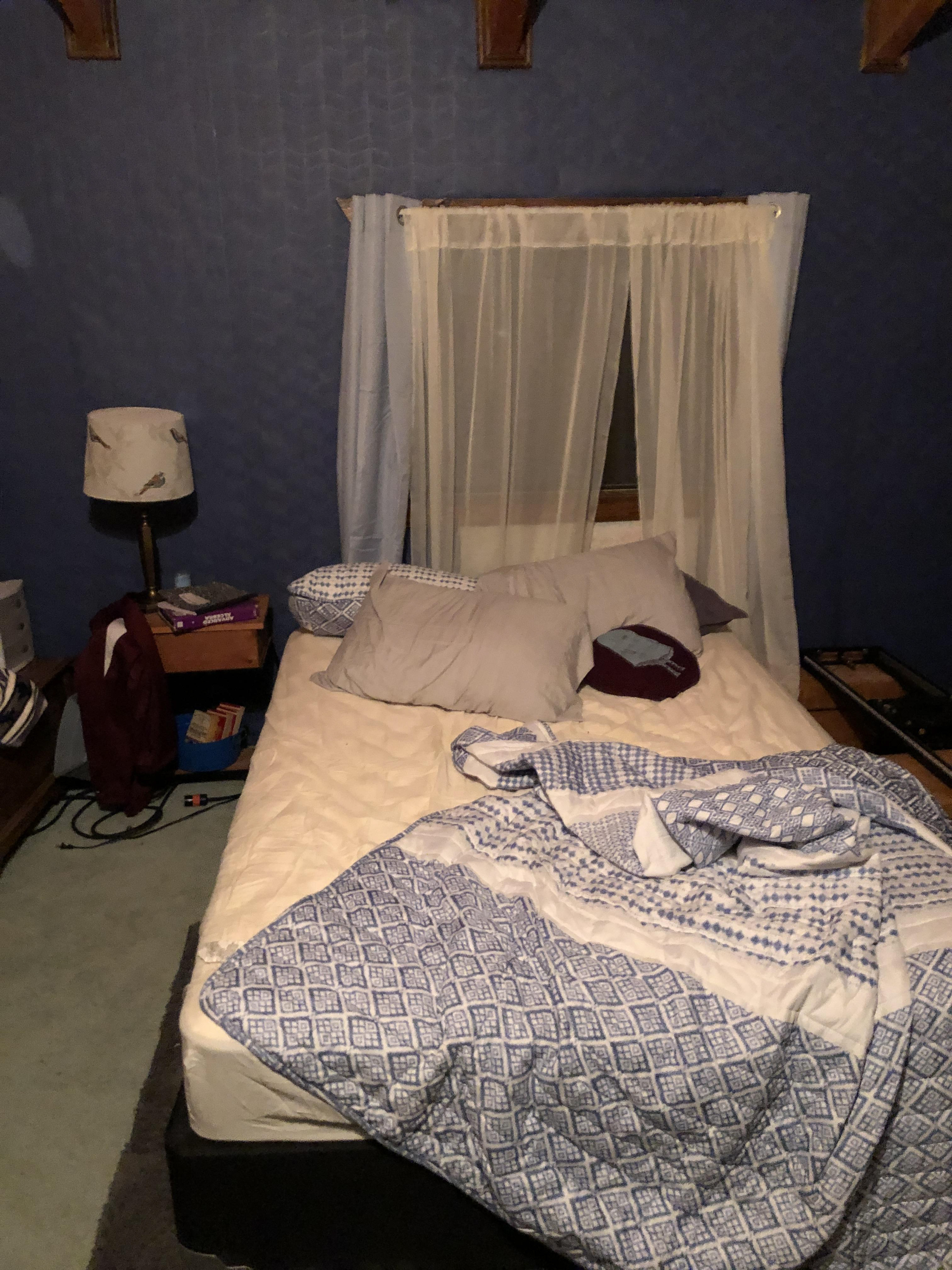 Nicole's Bedroom - Set Photo