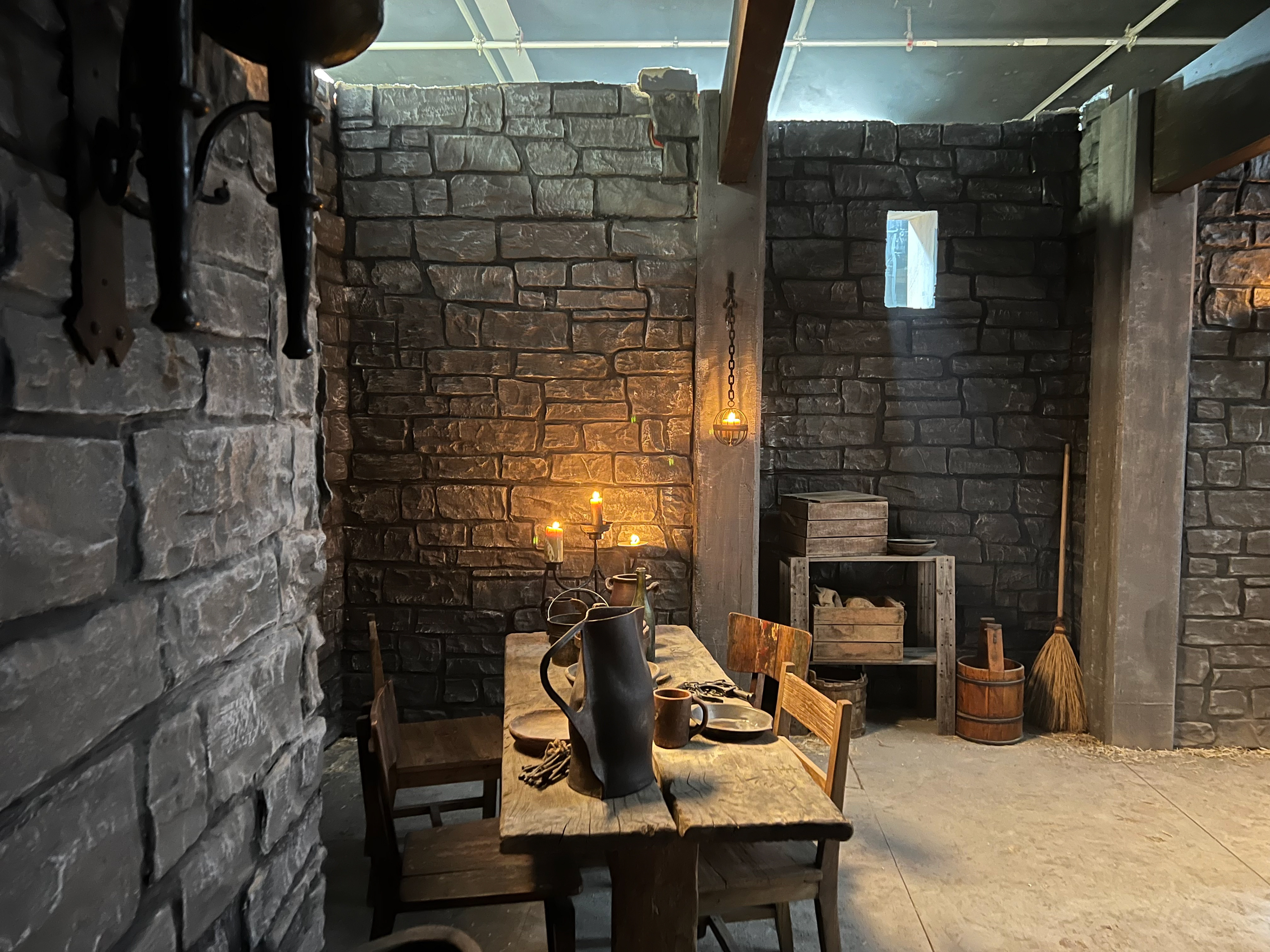 Interior Prison - Set Photo