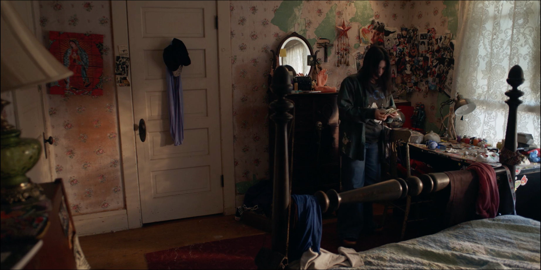 Ya Viene (2021) - Int. Jade's Room - Still