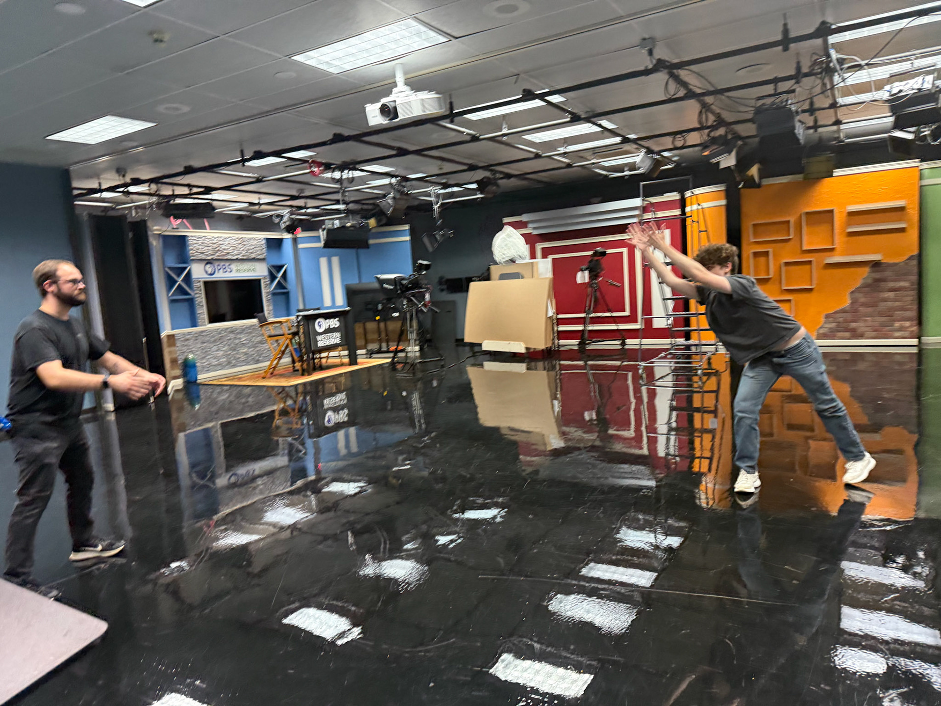 Tossing around the Gaff Ball