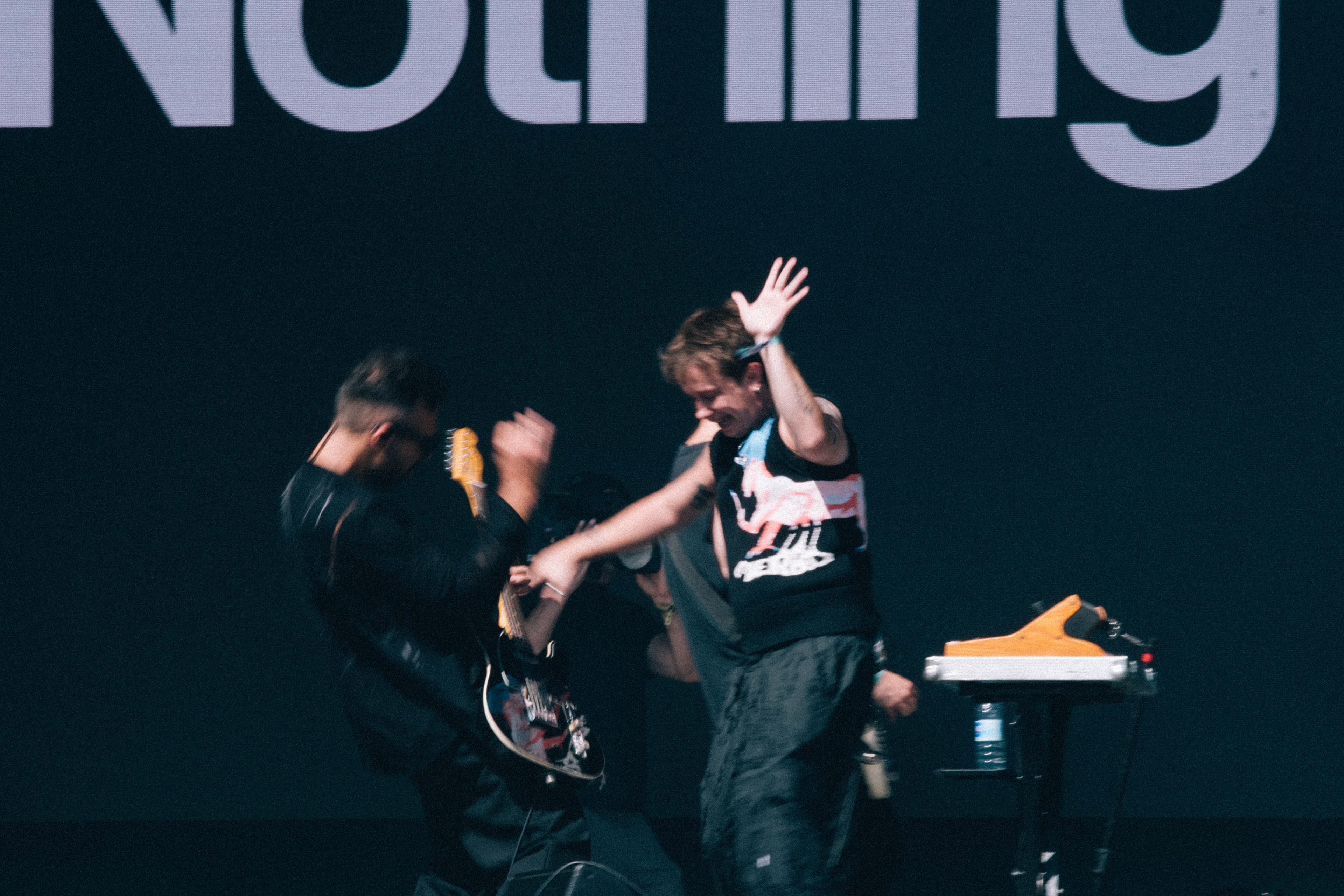 Nothing But Thieves