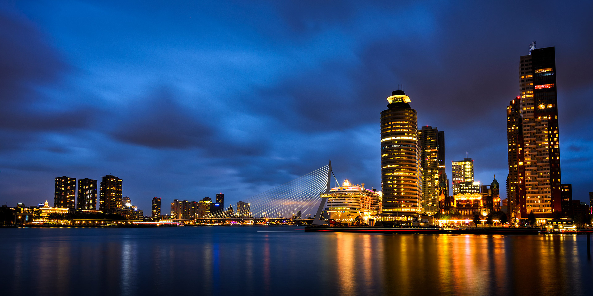 Rotterdam Skyline