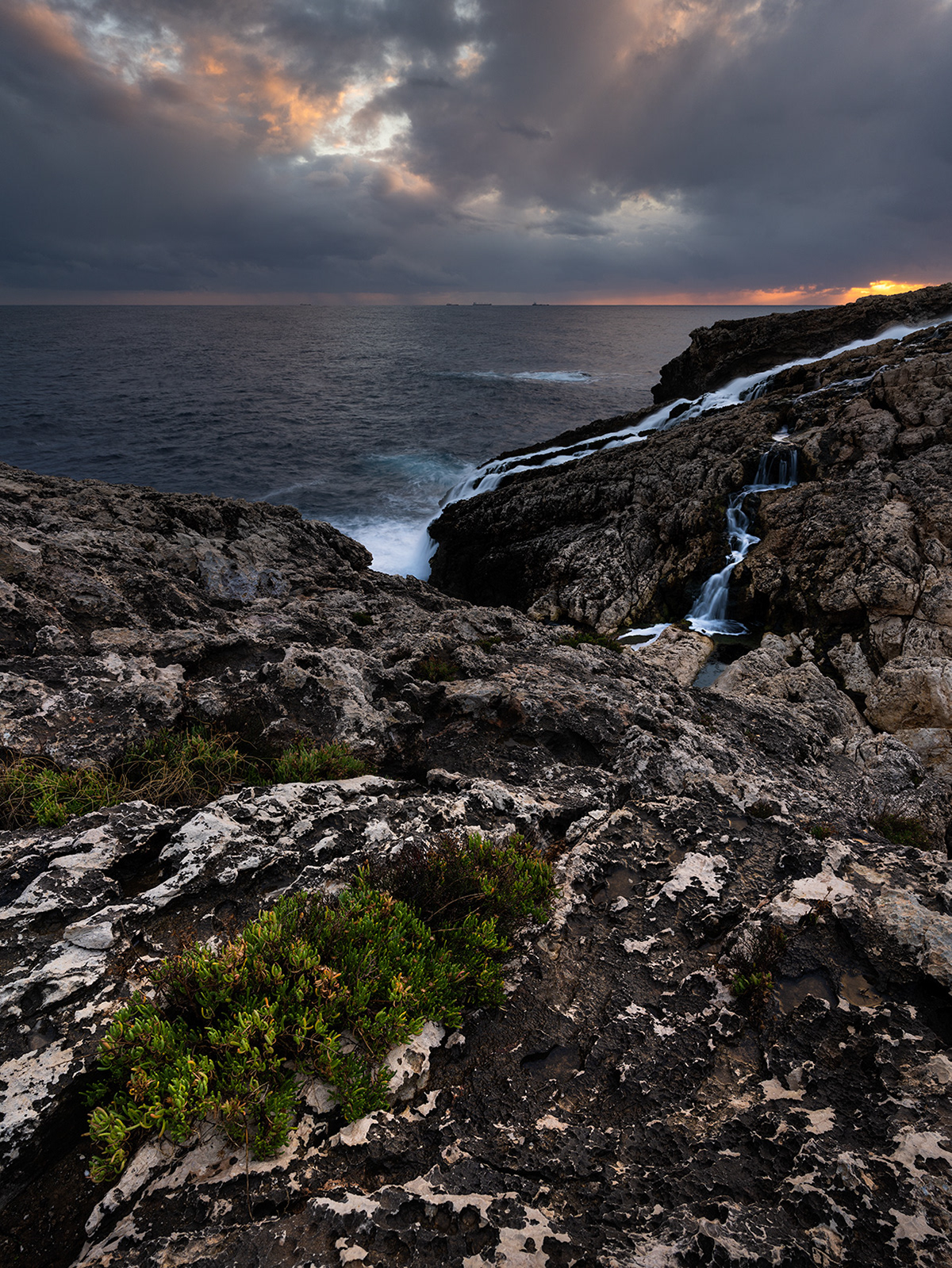 Ghar Lapsi Waterfall